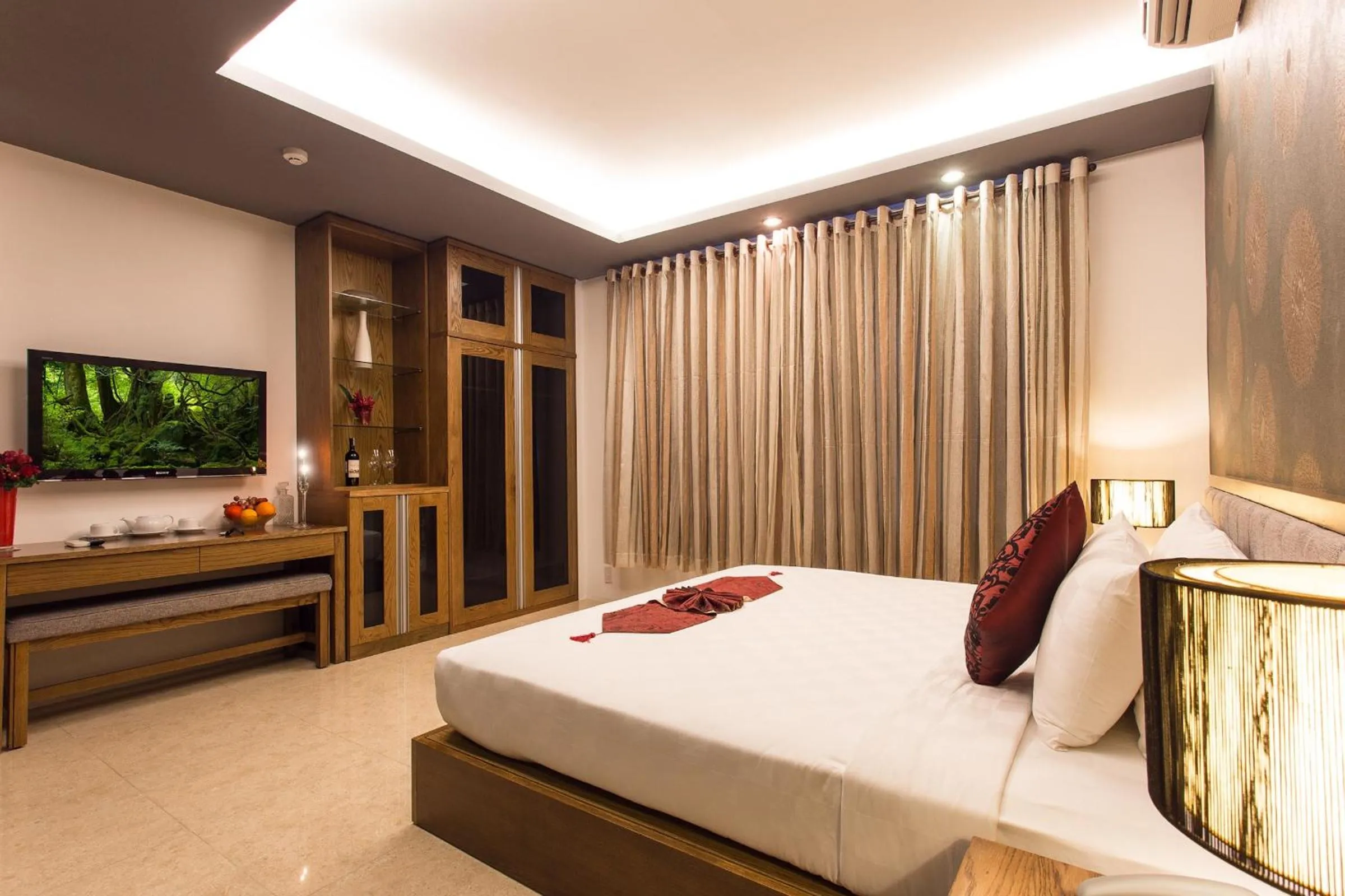 Bed in Valentine Hotel