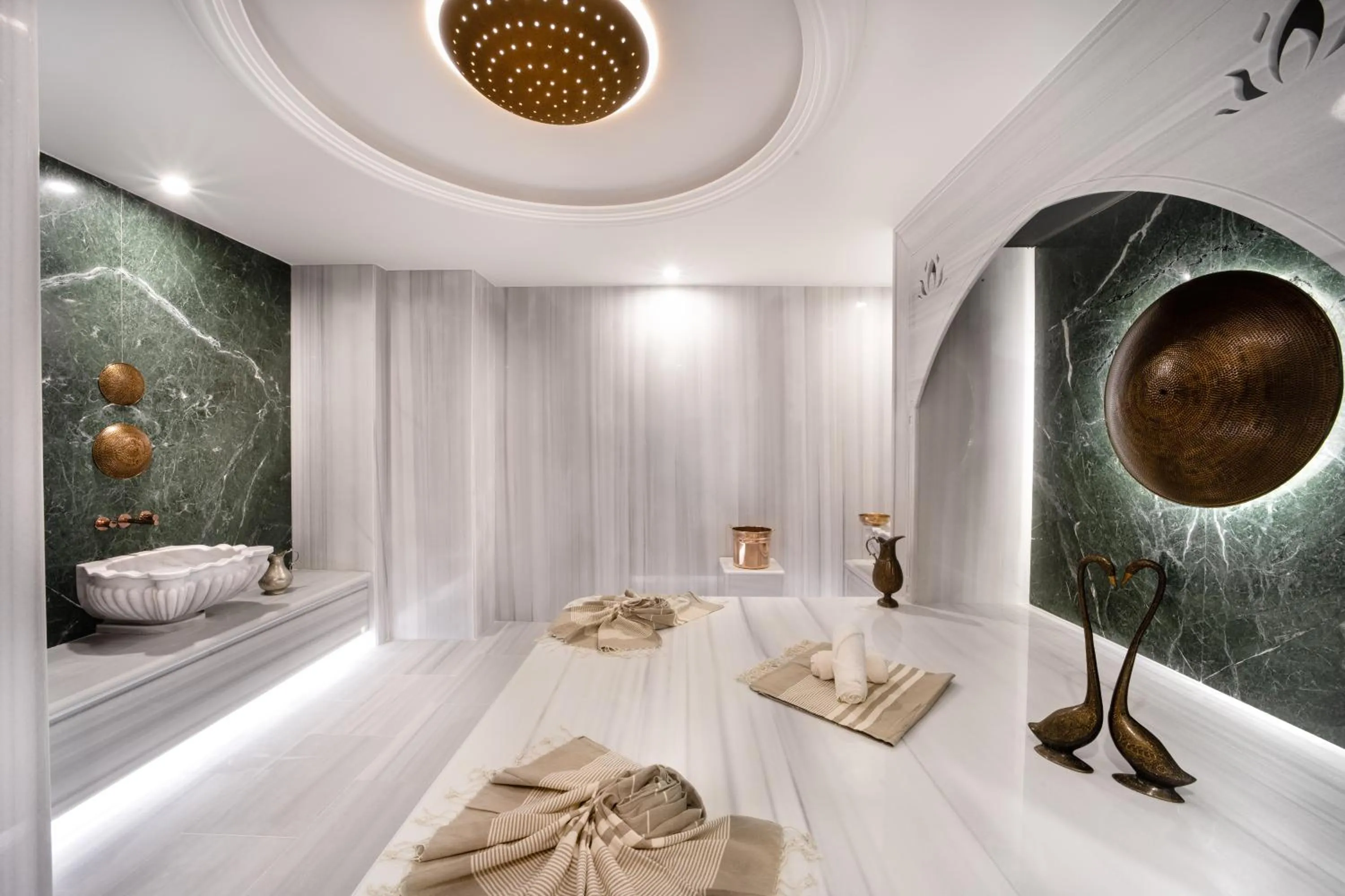 Public Bath in Bentley Hotel Bosphorus - Special Class