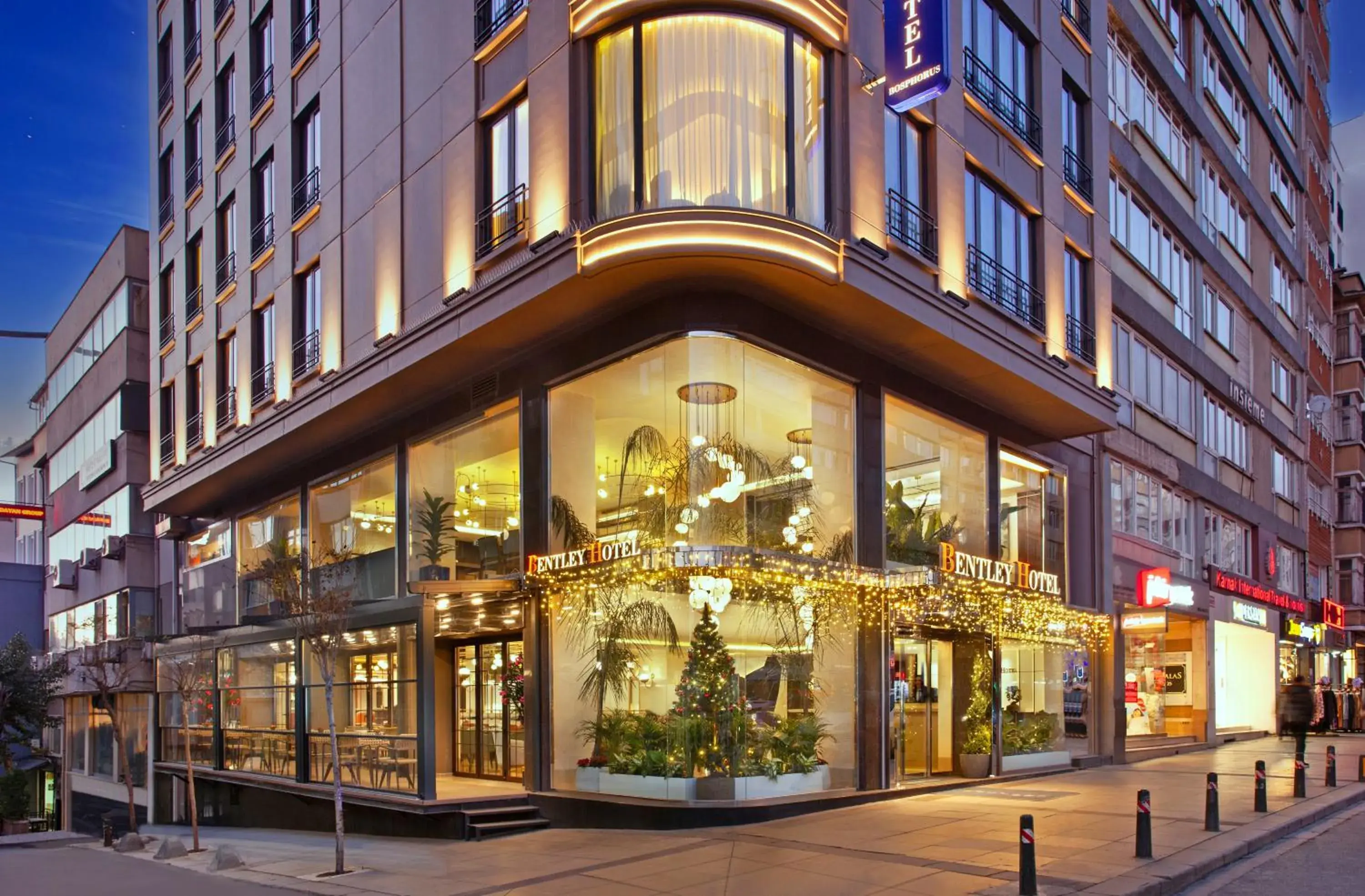 Property building in Bentley Hotel Bosphorus - Special Class Property building in Bentley Hotel Bosphorus - Special Class