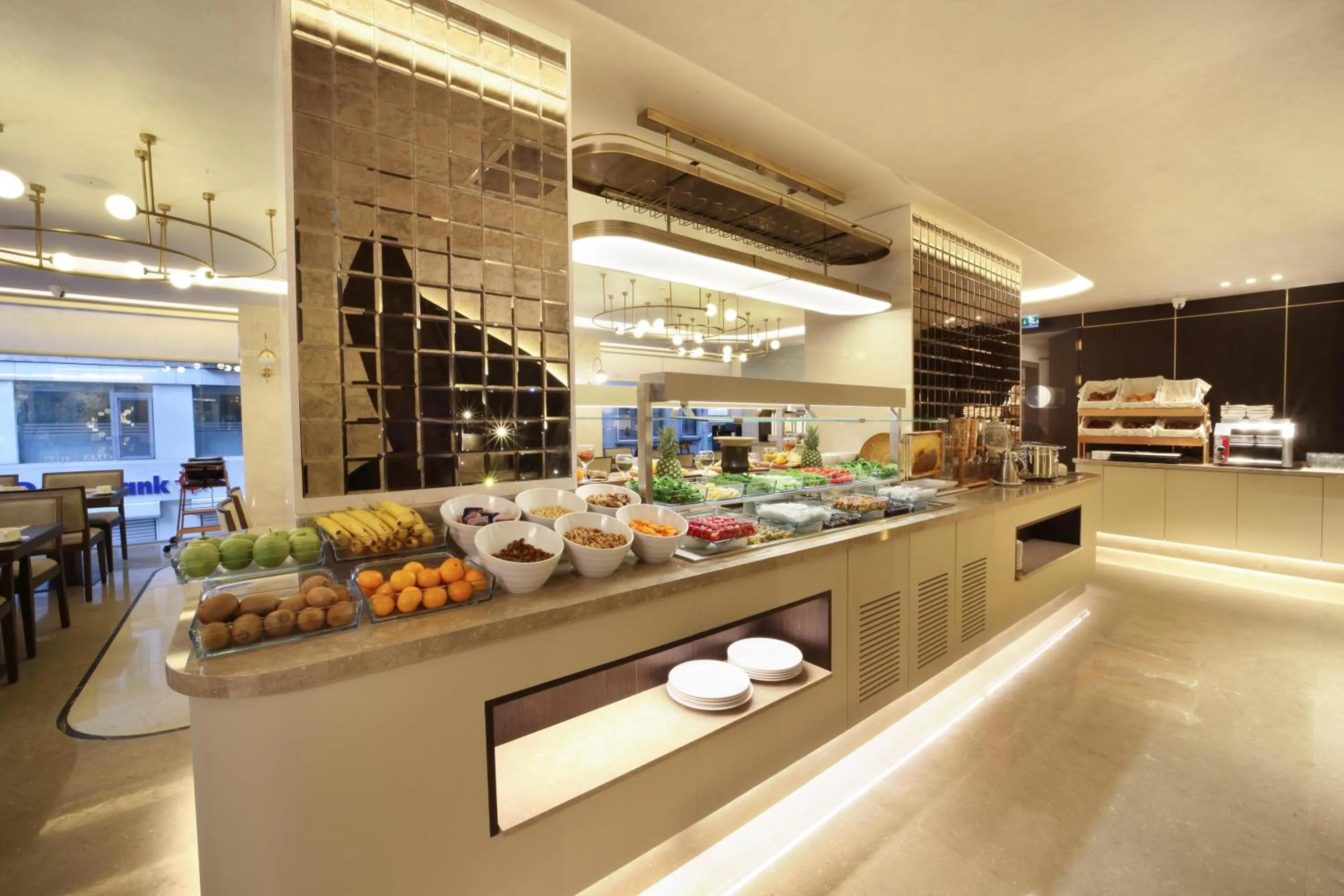 Restaurant/places to eat in Bentley Hotel Bosphorus - Special Class