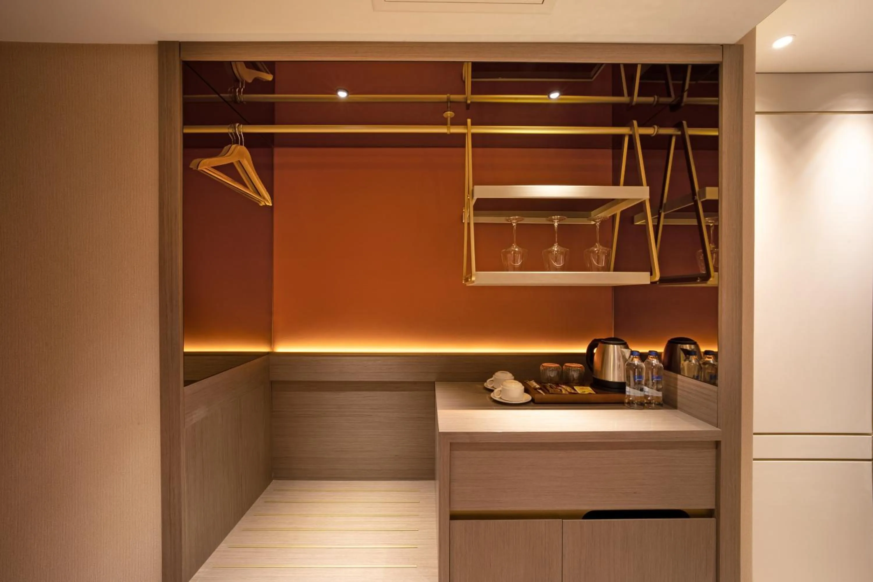 wardrobe in Bentley Hotel Bosphorus - Special Class