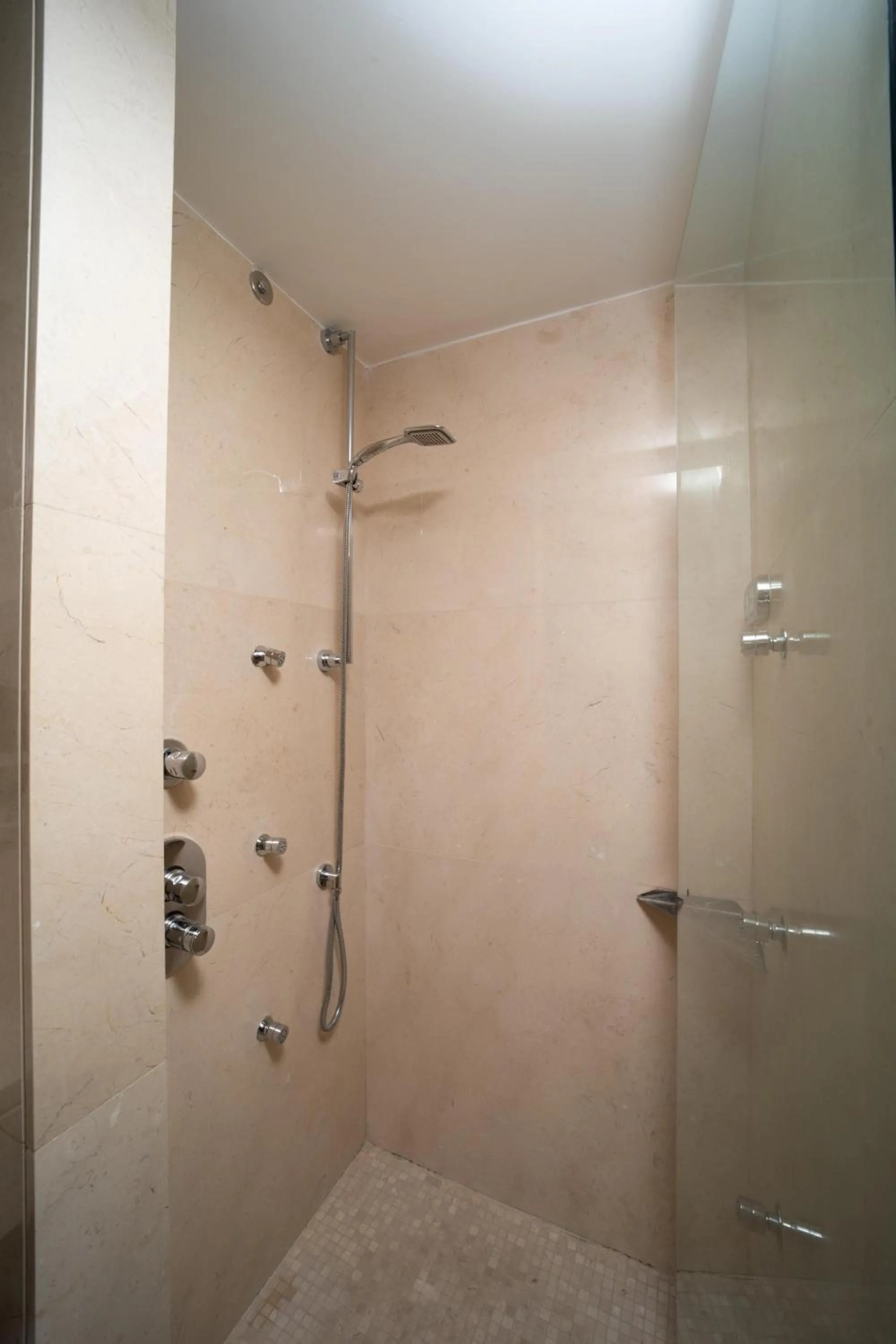 Bathroom in Bentley Hotel Bosphorus - Special Class