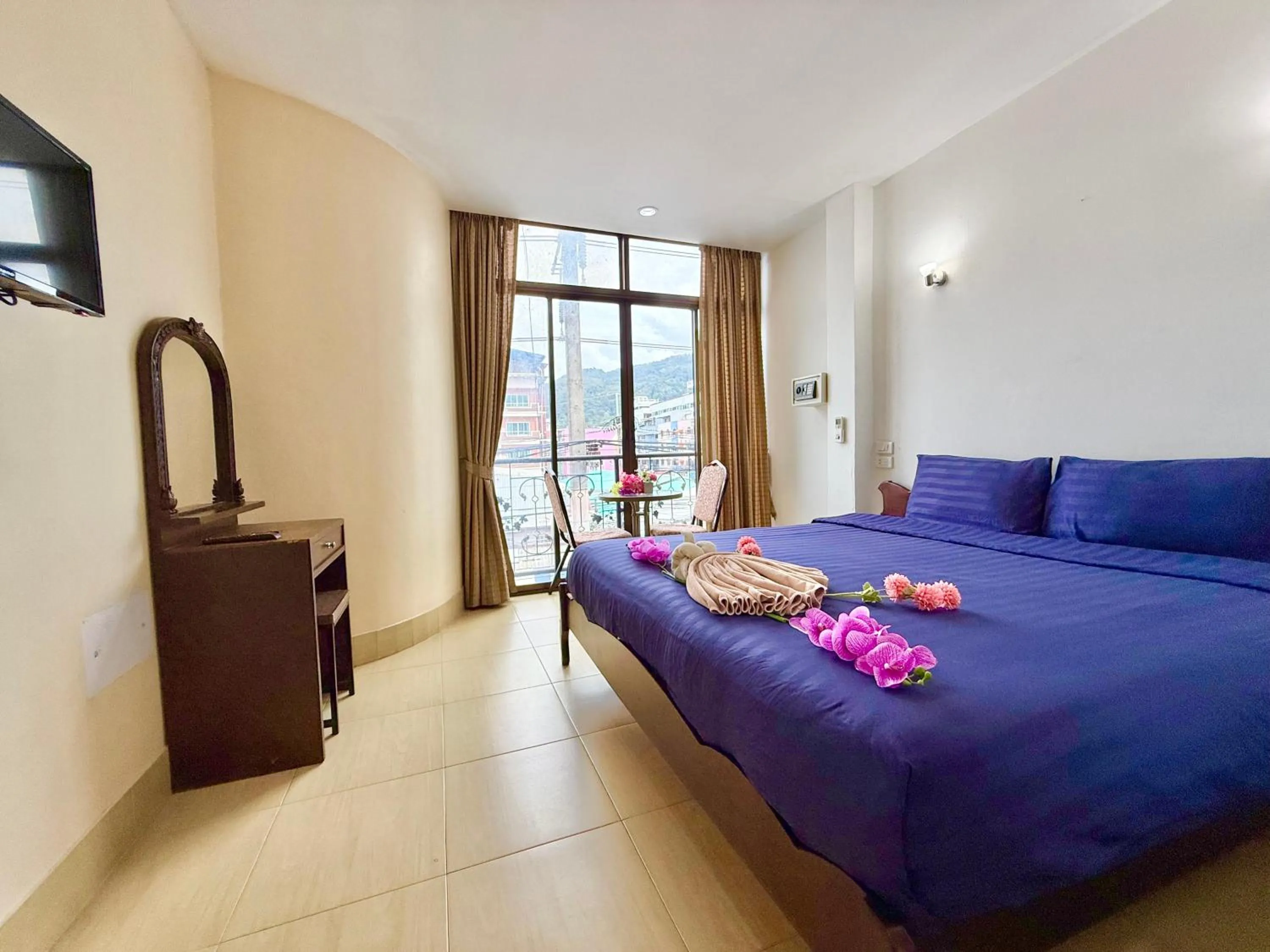 Happy Holidays Patong