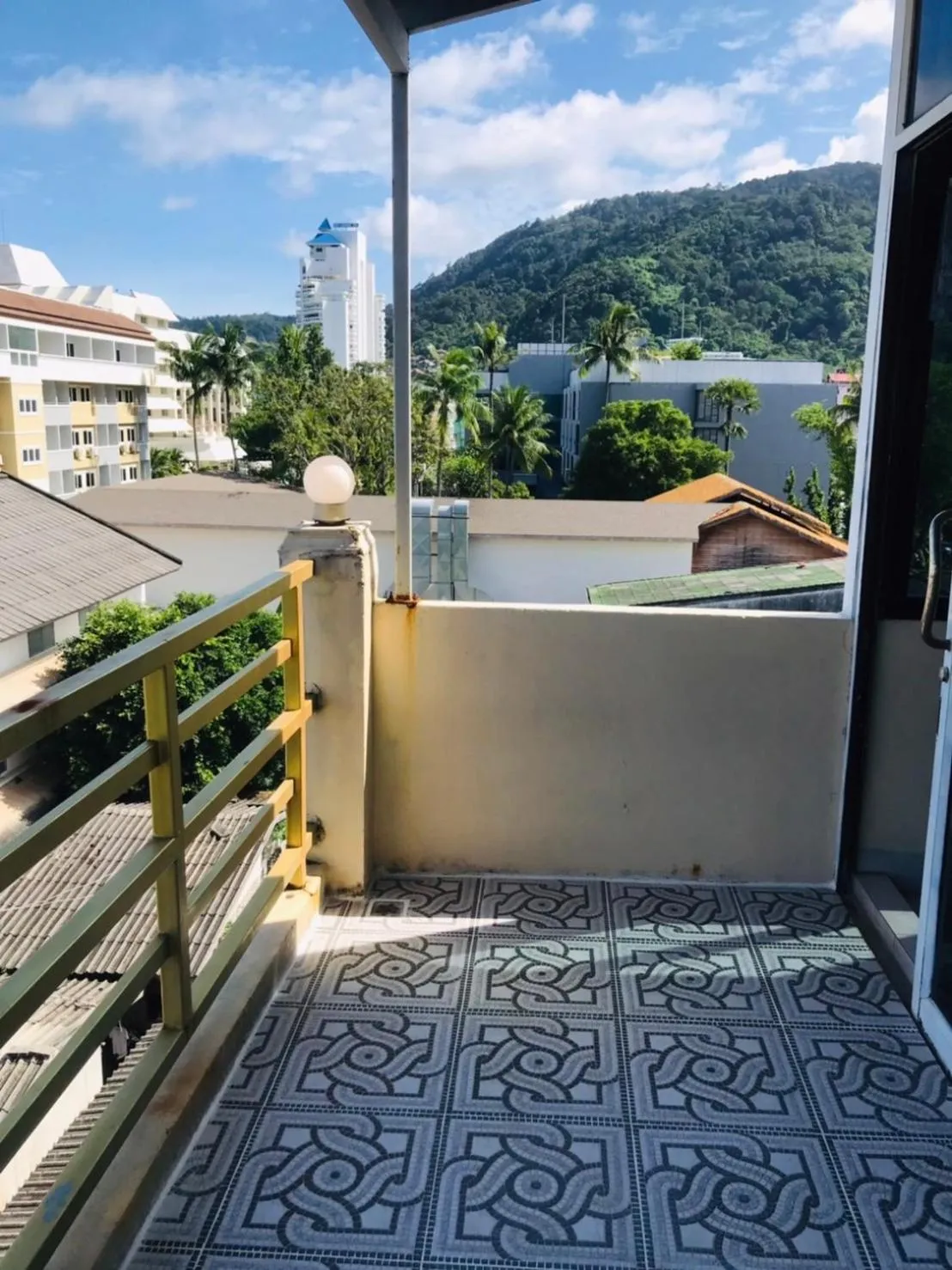 Balcony/Terrace in Happy Holidays Patong