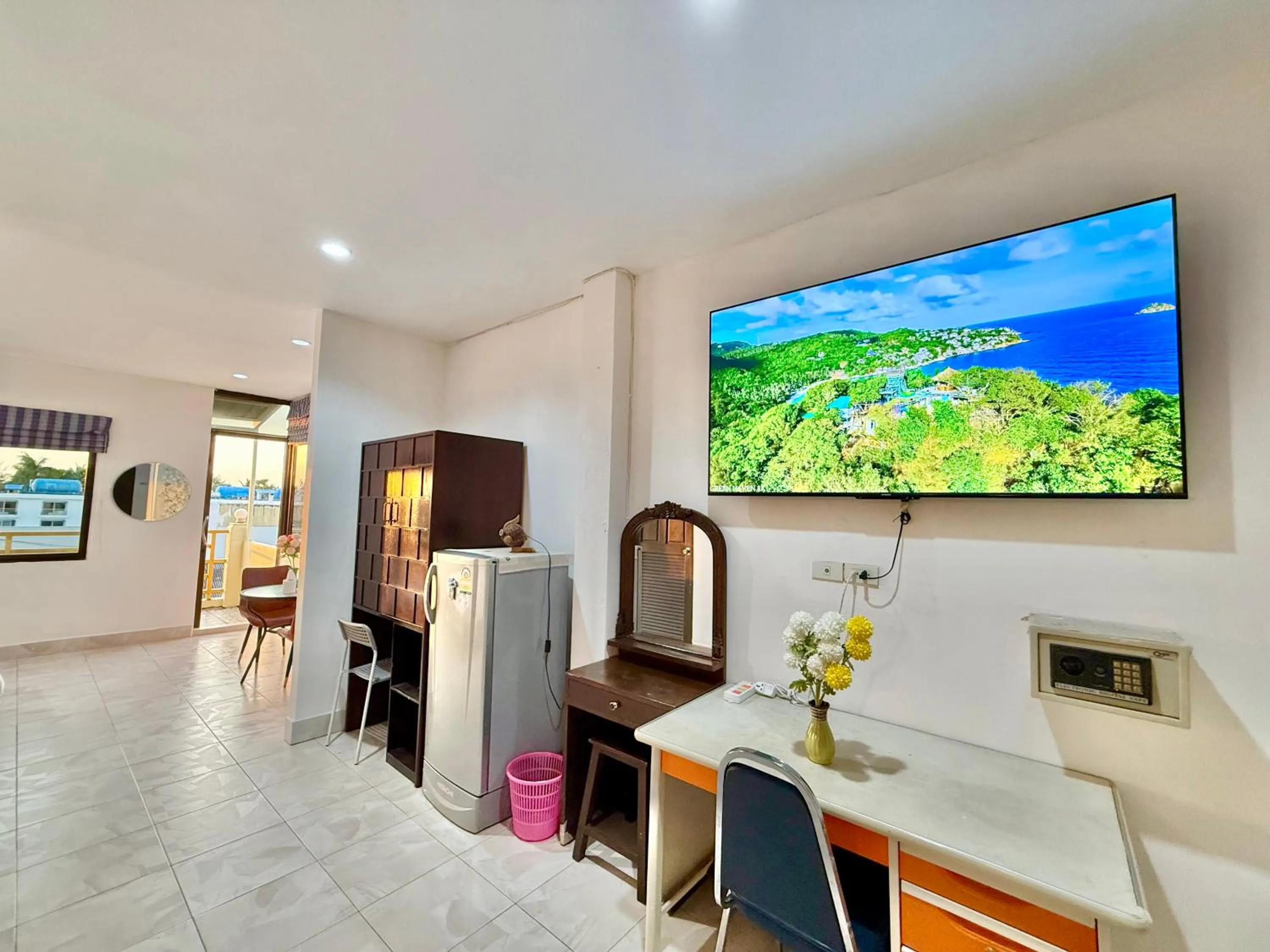 Happy Holidays Patong