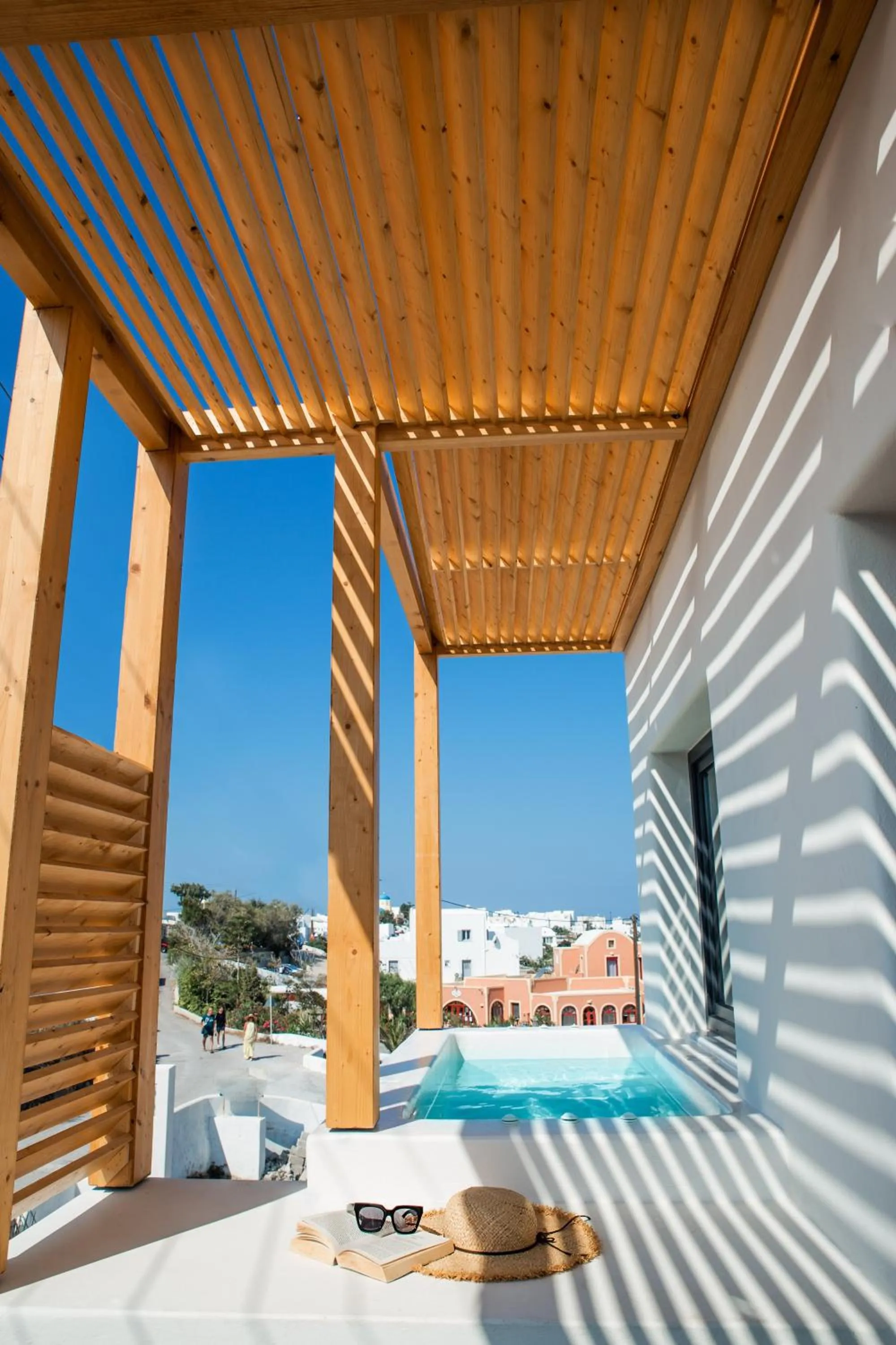 Hot Tub in North Wind Luxury Suites