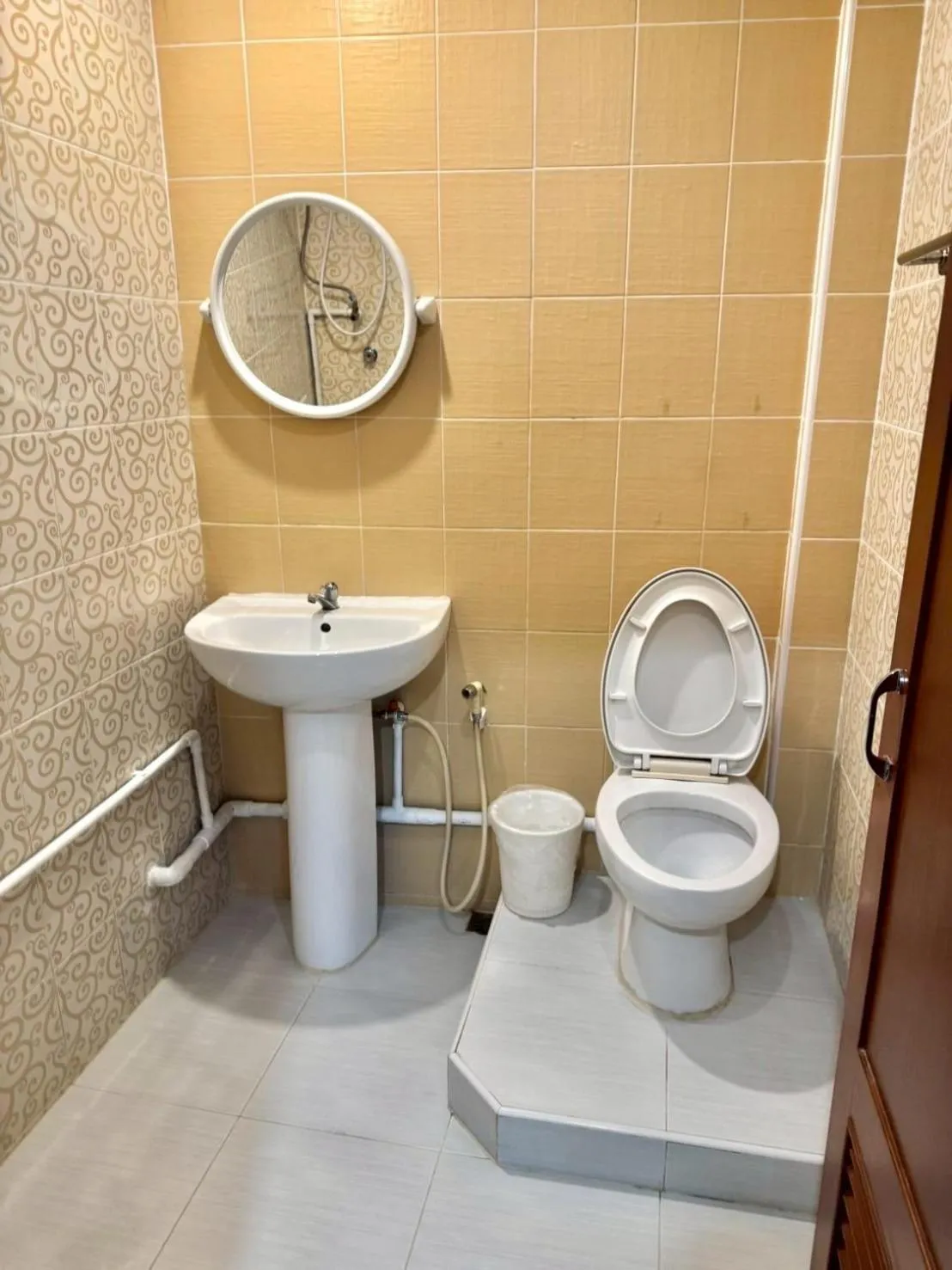 Visanuinn Hotel