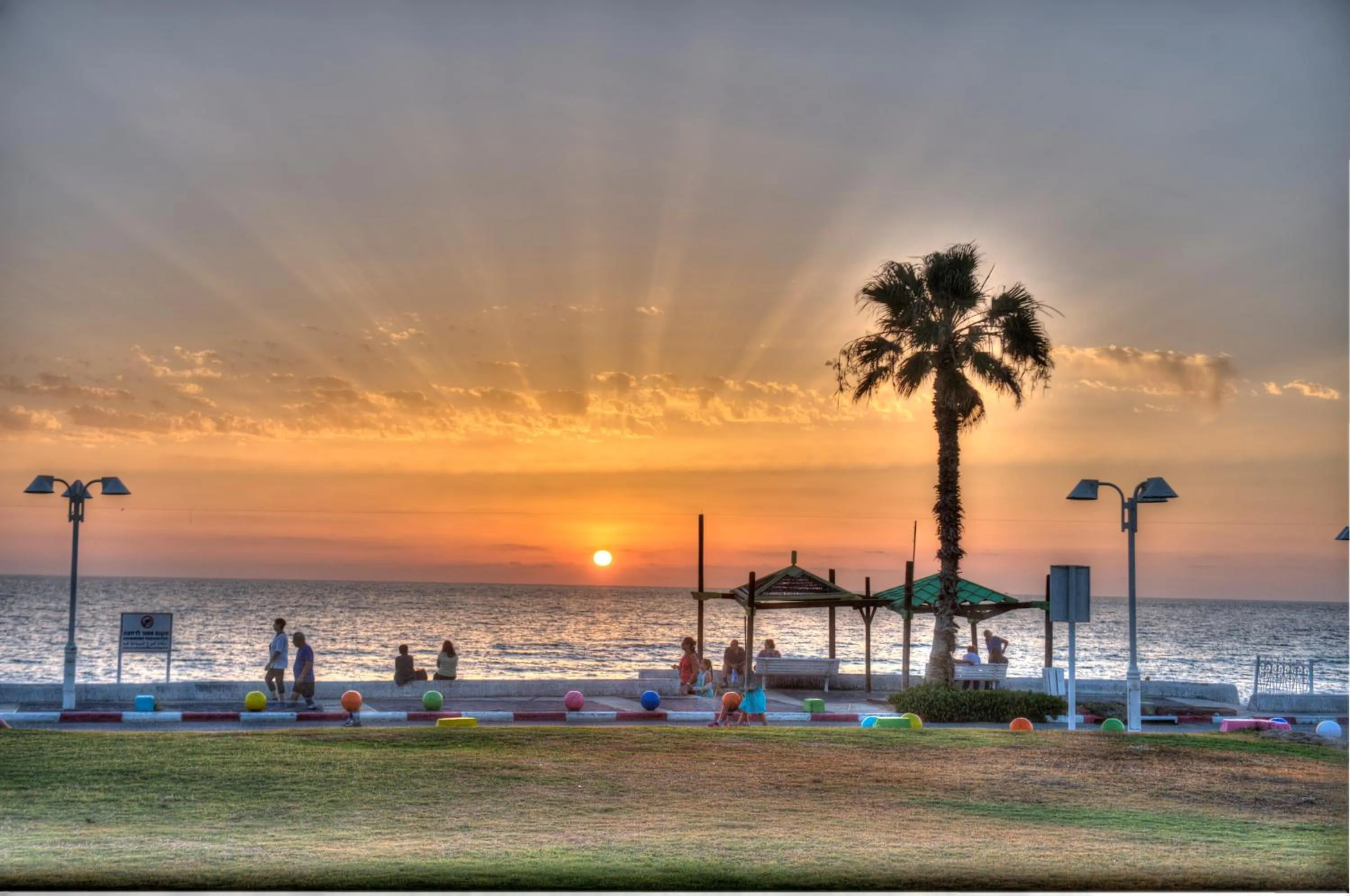 Activities in Amigo Hotel On The Beach