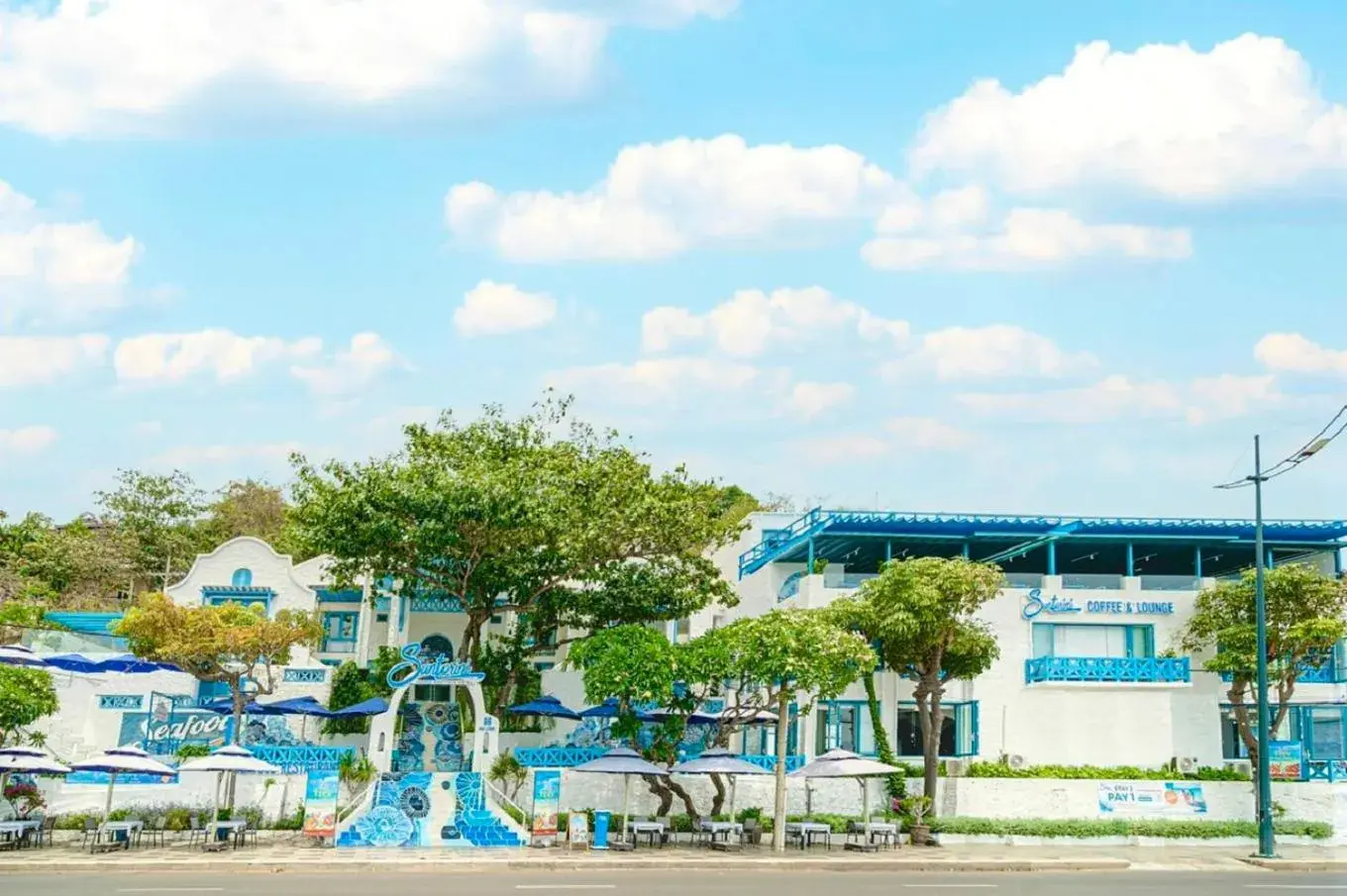 Property building in SUNTORINI BOUTIQUE HOTEL Property building in SUNTORINI BOUTIQUE HOTEL