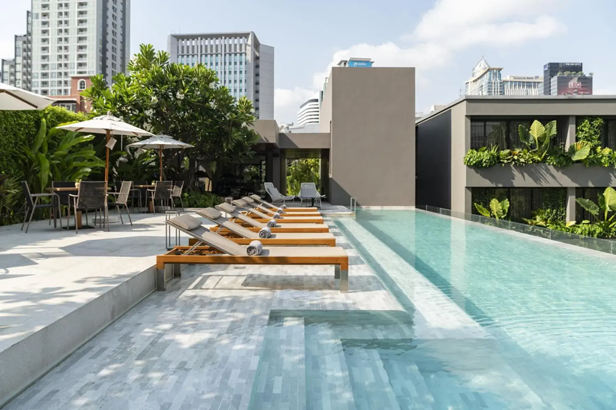 Property building in Ad Lib Hotel Bangkok Property building in Ad Lib Hotel Bangkok