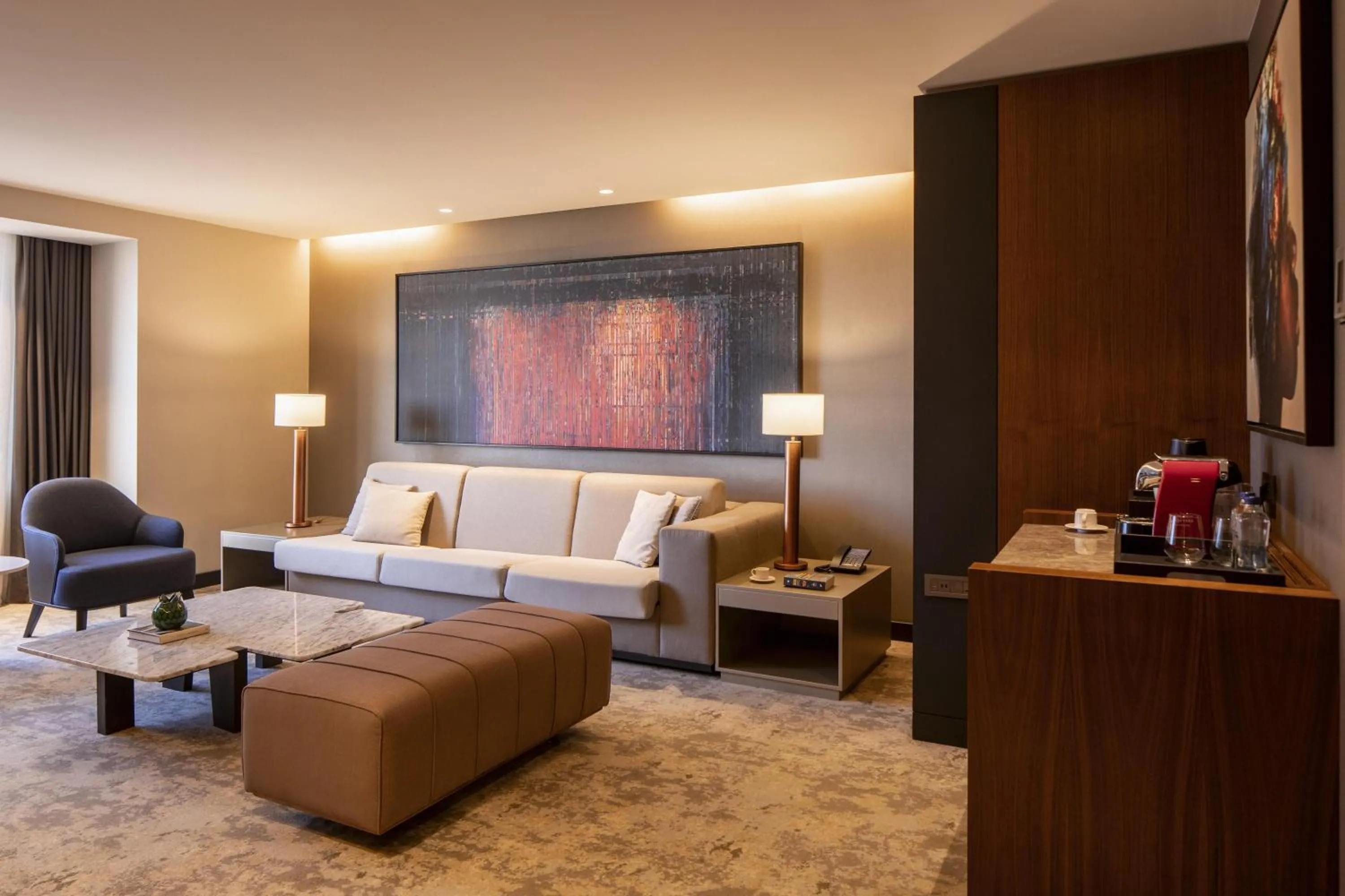 Living room, Bed in Hilton Istanbul Maslak