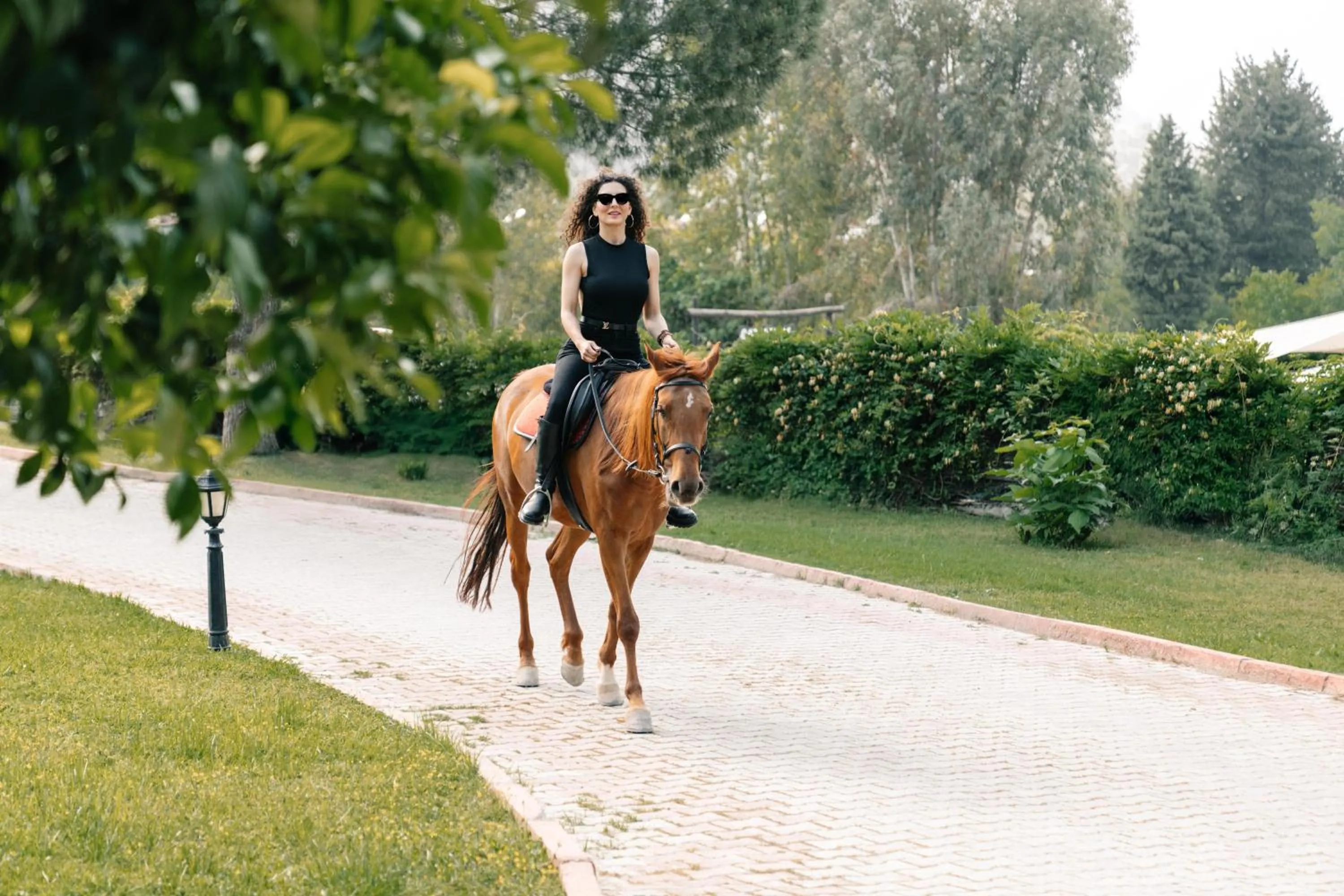 Horse-riding in Hotel Berke Ranch&Nature