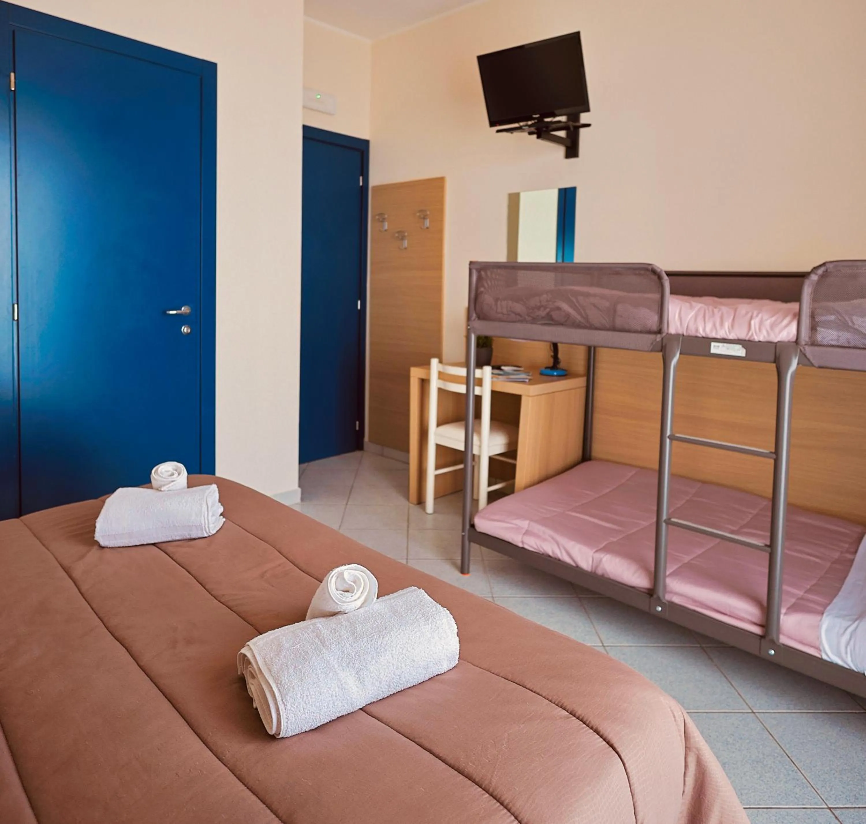 Bed in Hotel Felicioni