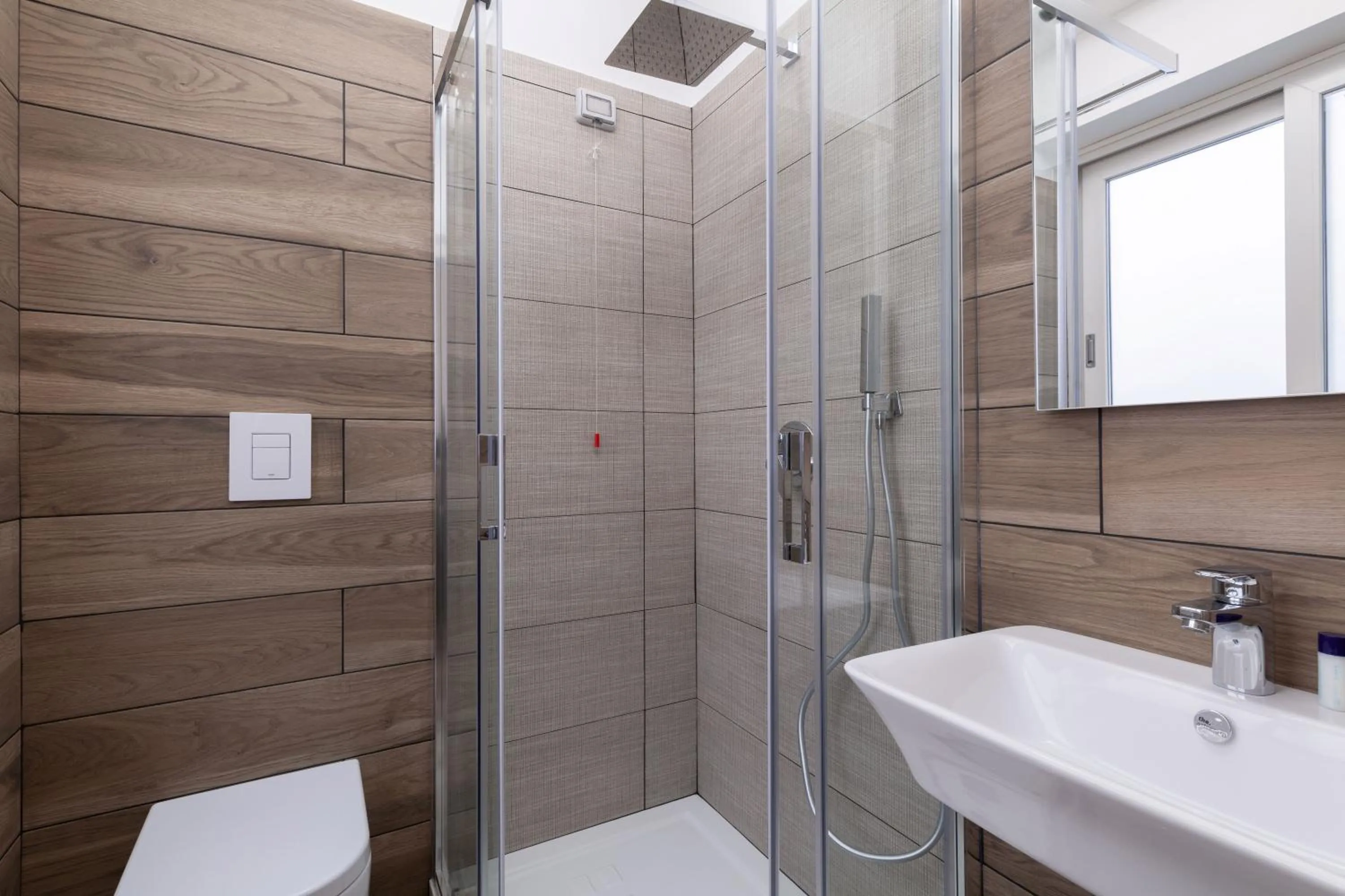 Shower in Hub Naples