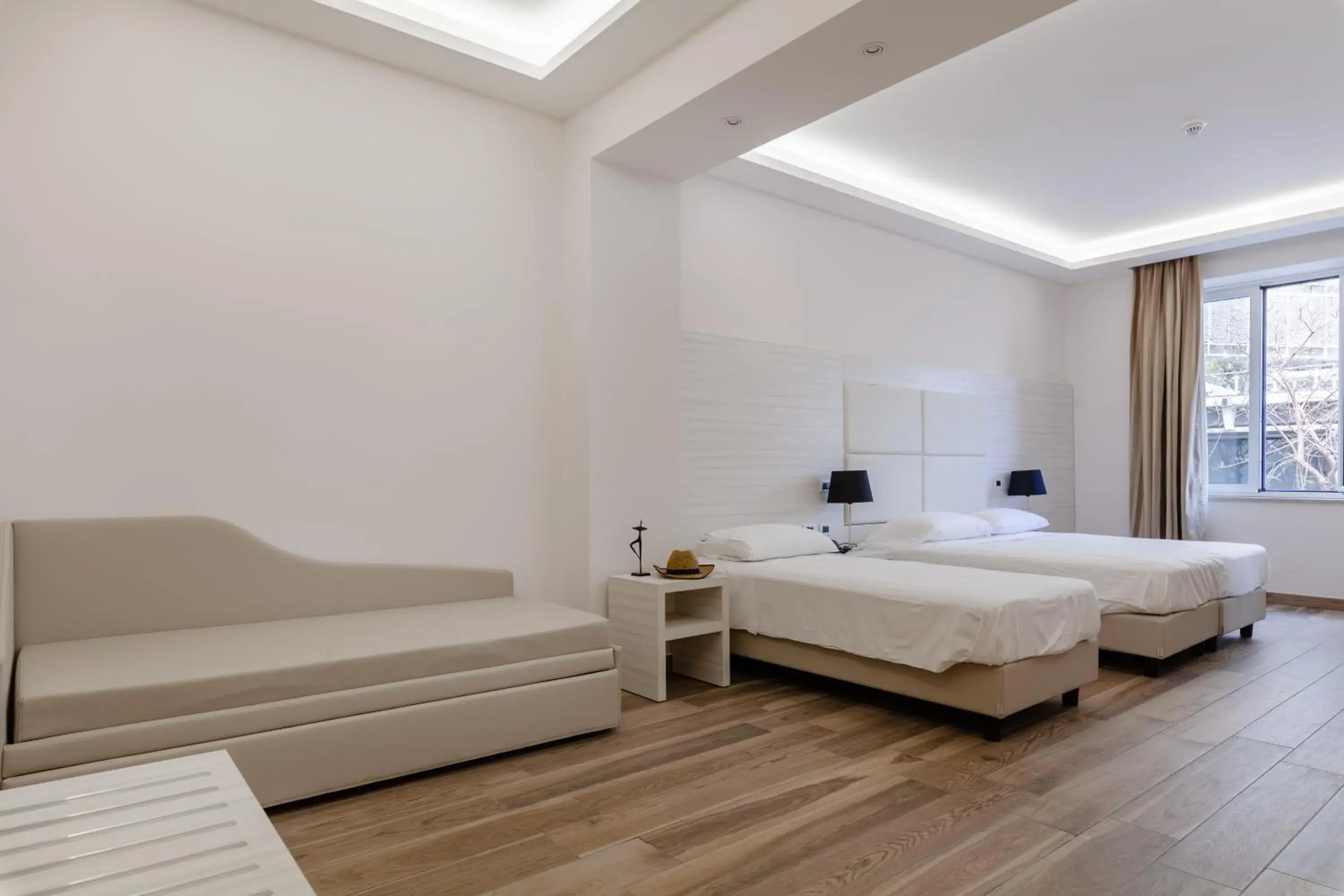 Hub Naples Hub Naples