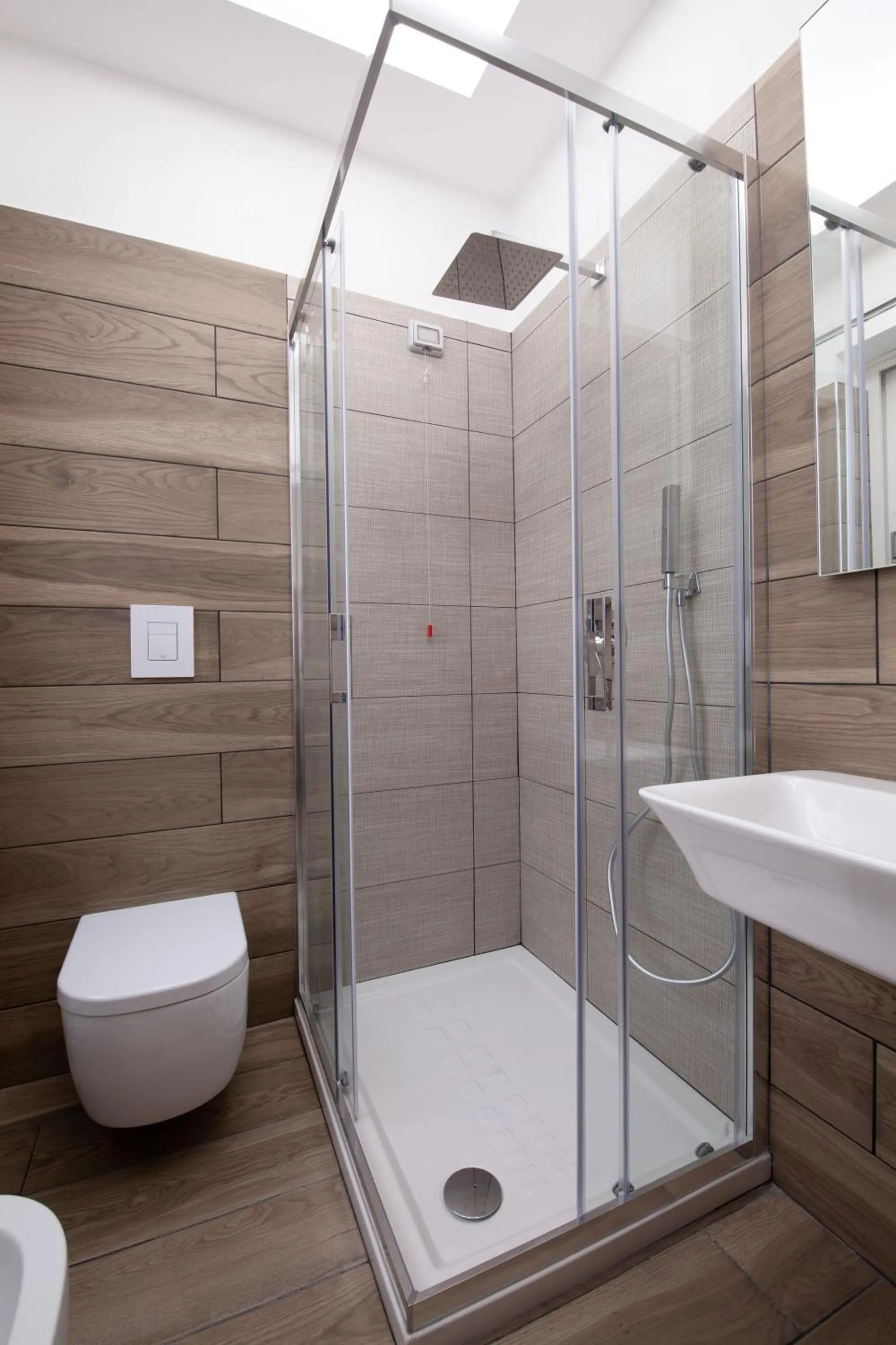 Shower in Hub Naples