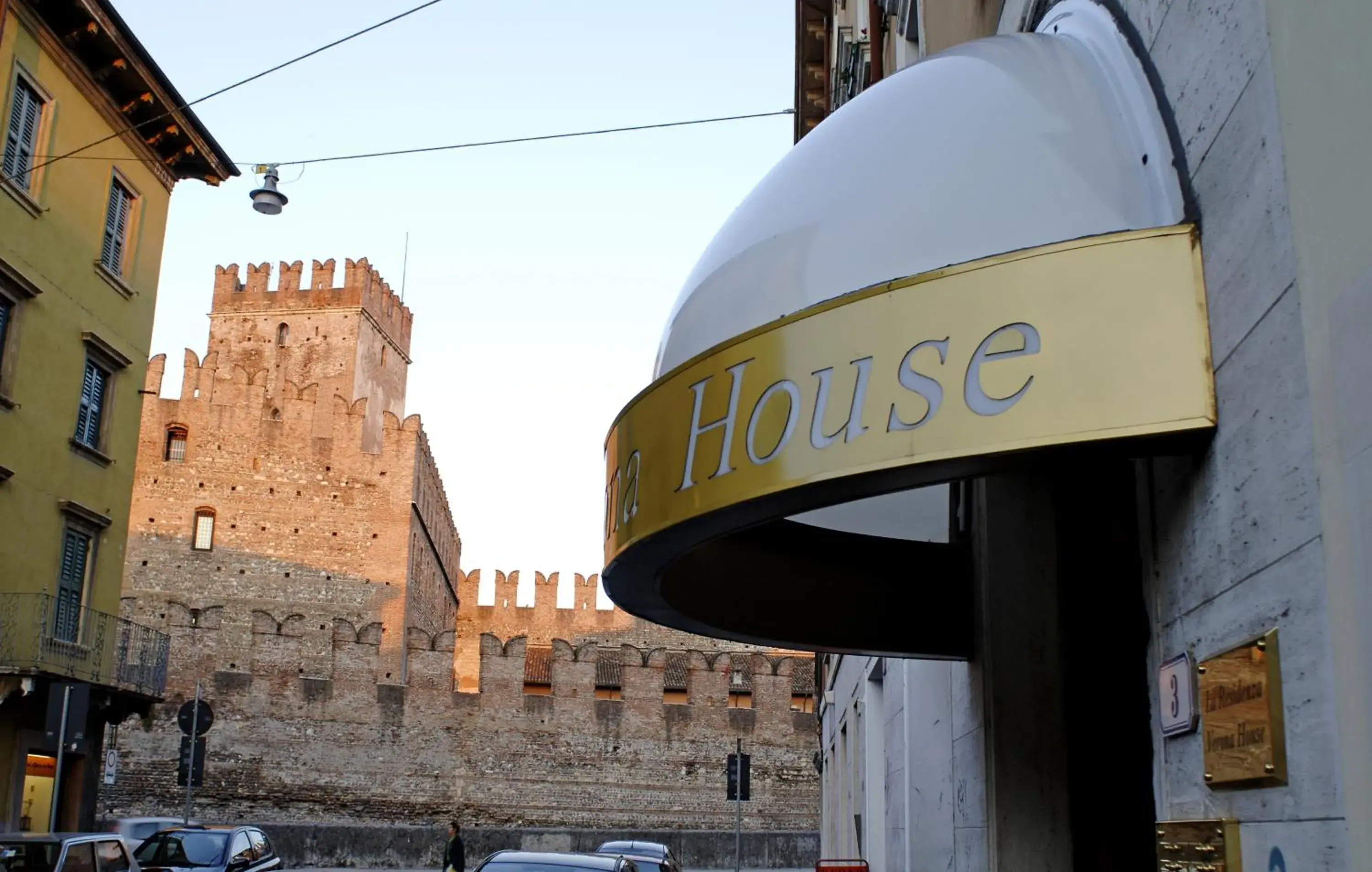 Facade/entrance in Verona House Aparthotel Facade/entrance in Verona House Aparthotel