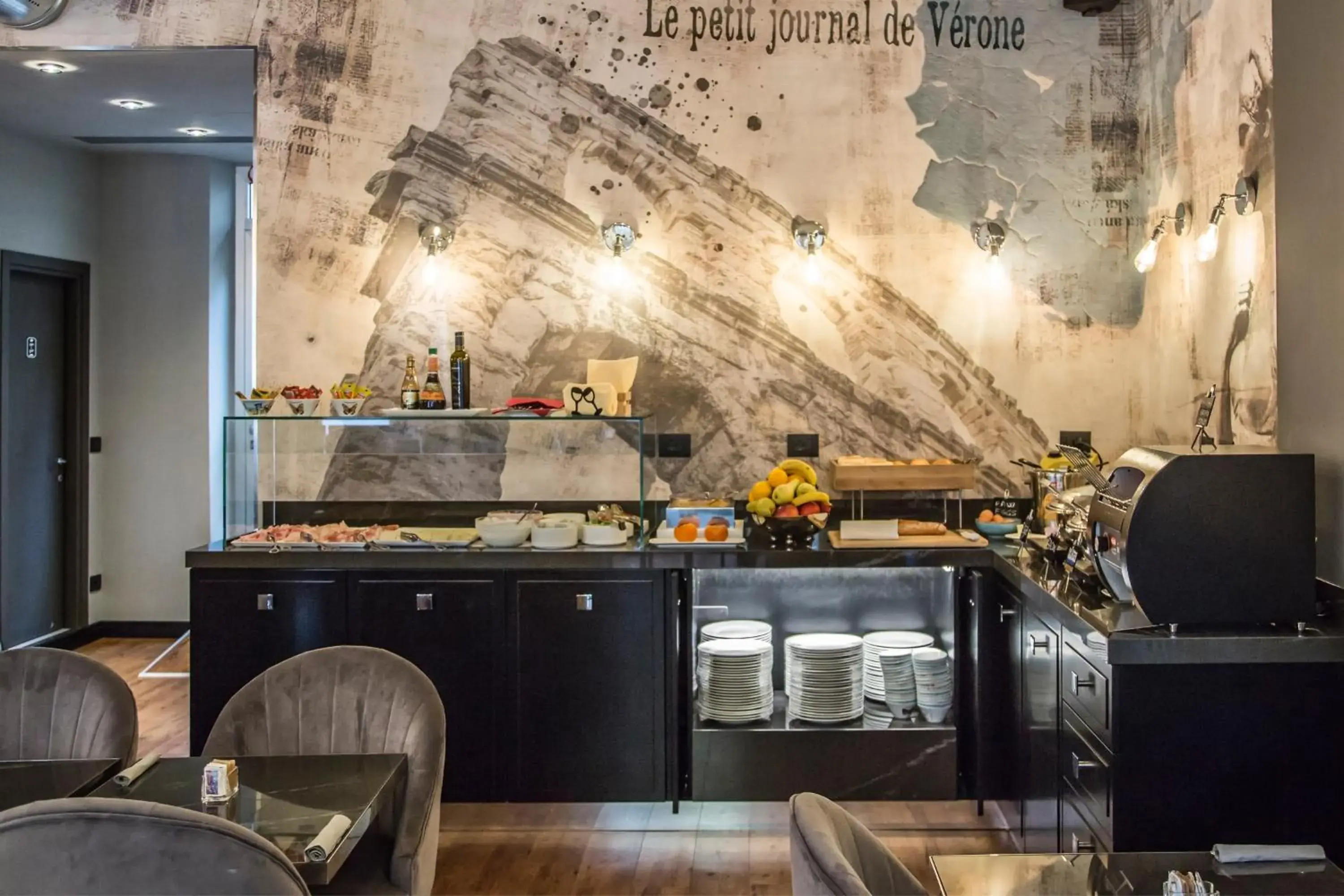 Restaurant/places to eat in Verona House Aparthotel Restaurant/places to eat in Verona House Aparthotel