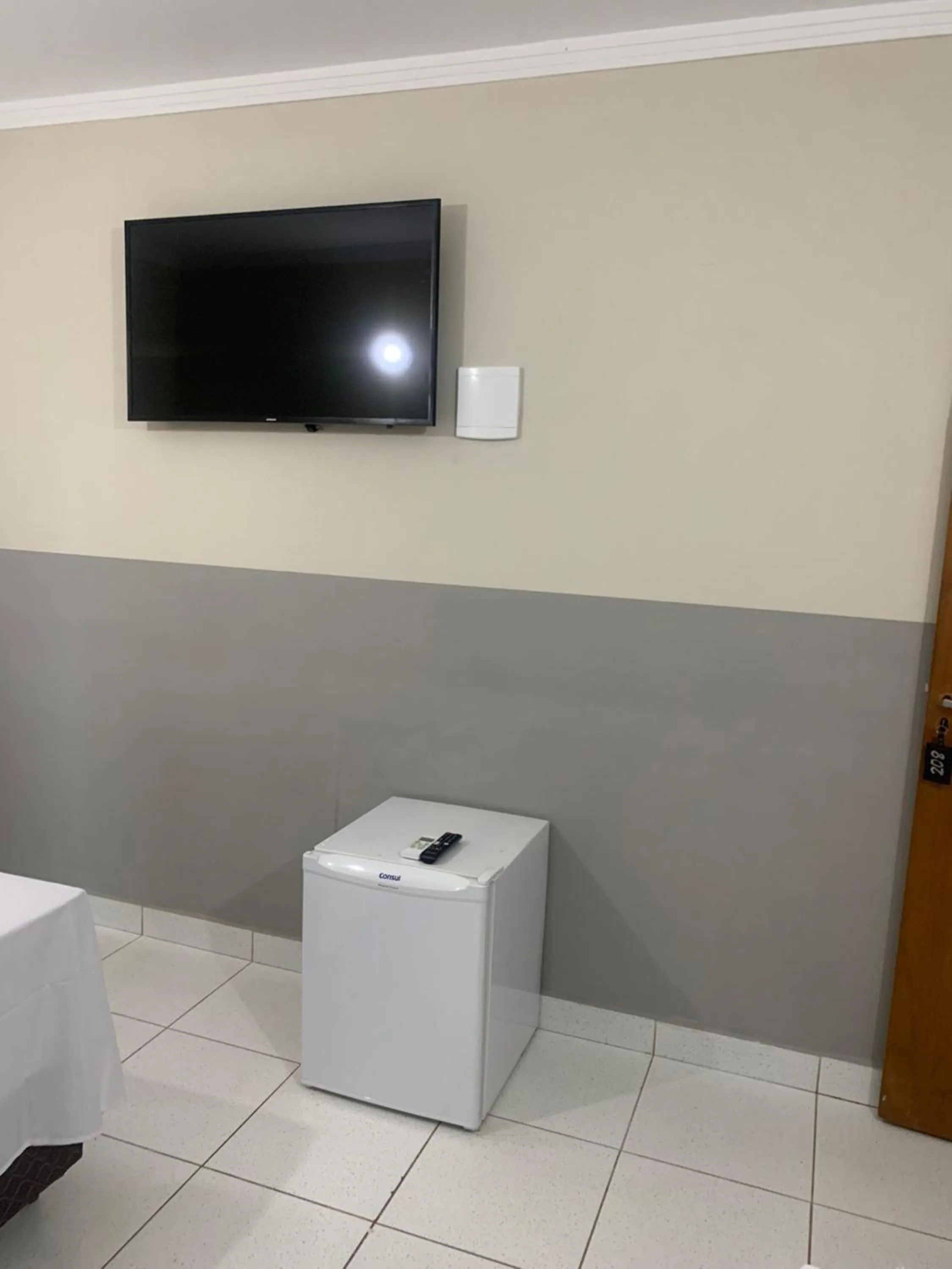 TV and multimedia in Hotel Barão Ribeirão