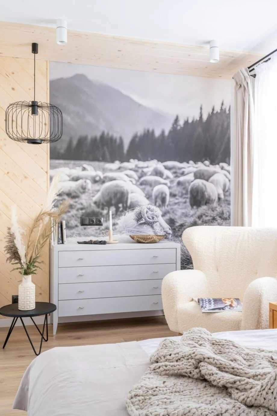 Photo of the whole room, Bed in Willa Bór