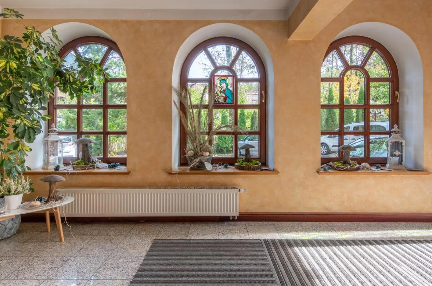 Property building in Willa Bór