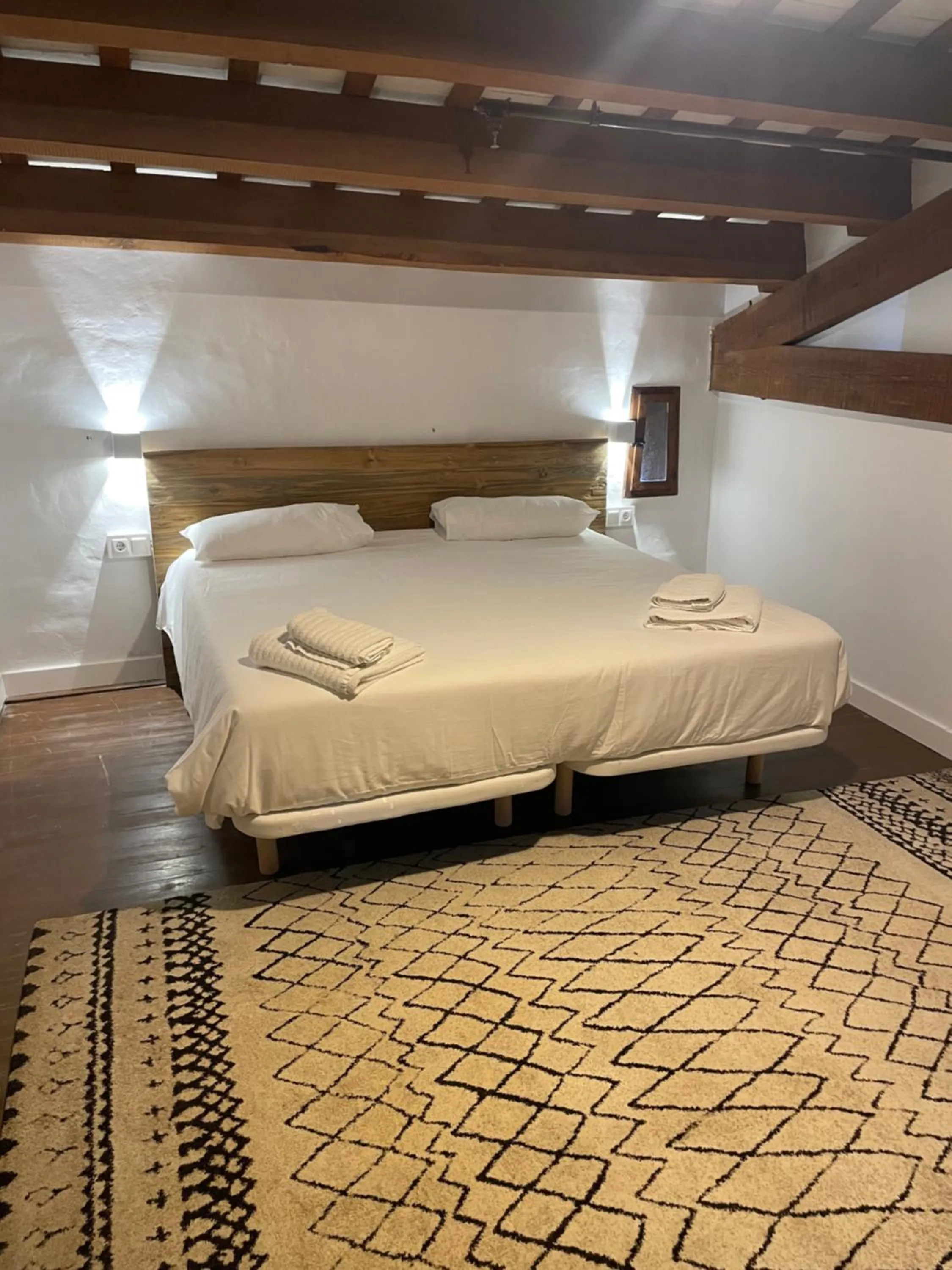 Bedroom, Bed in La Mer Hotel