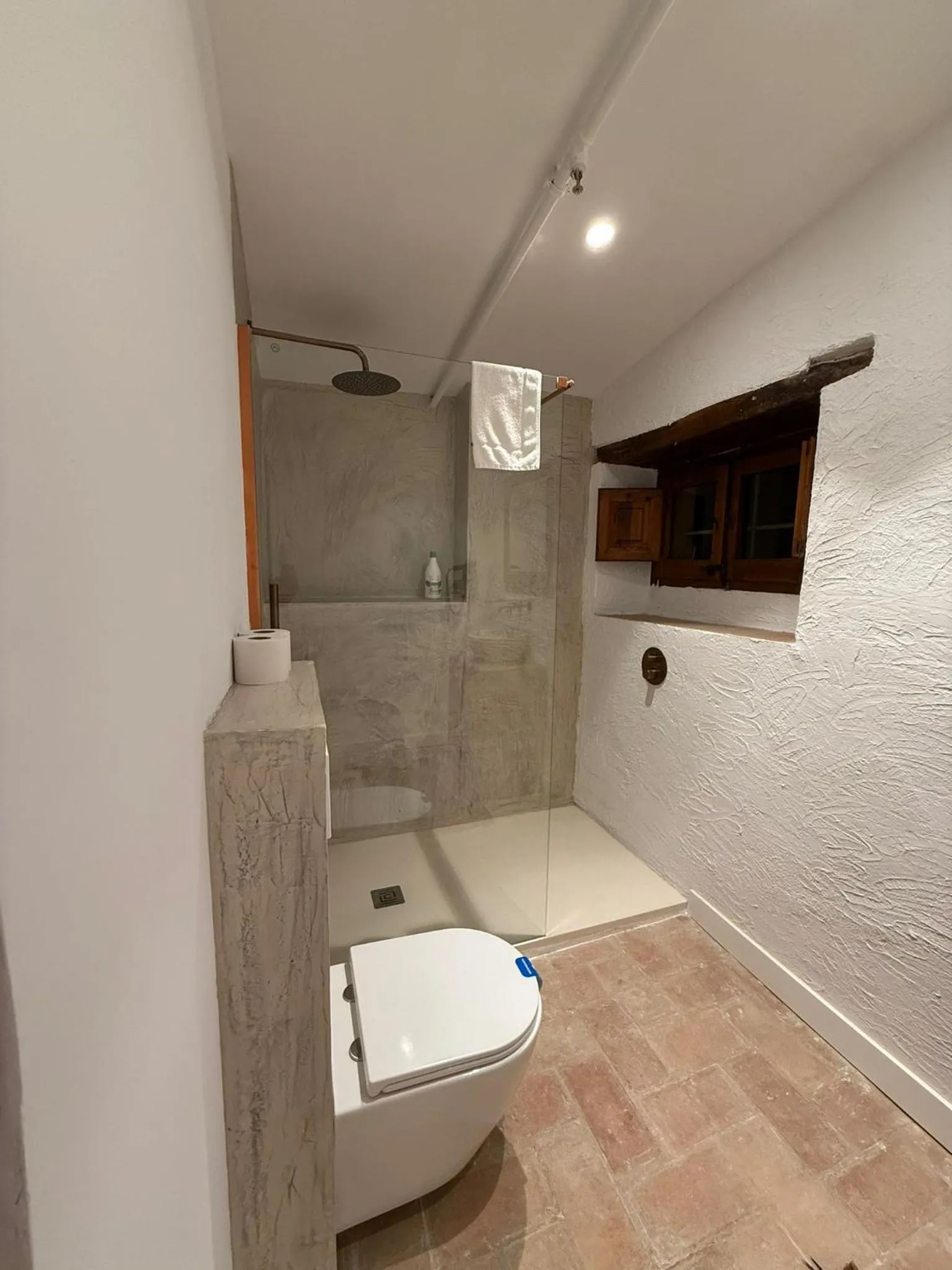 Bathroom in La Mer Hotel