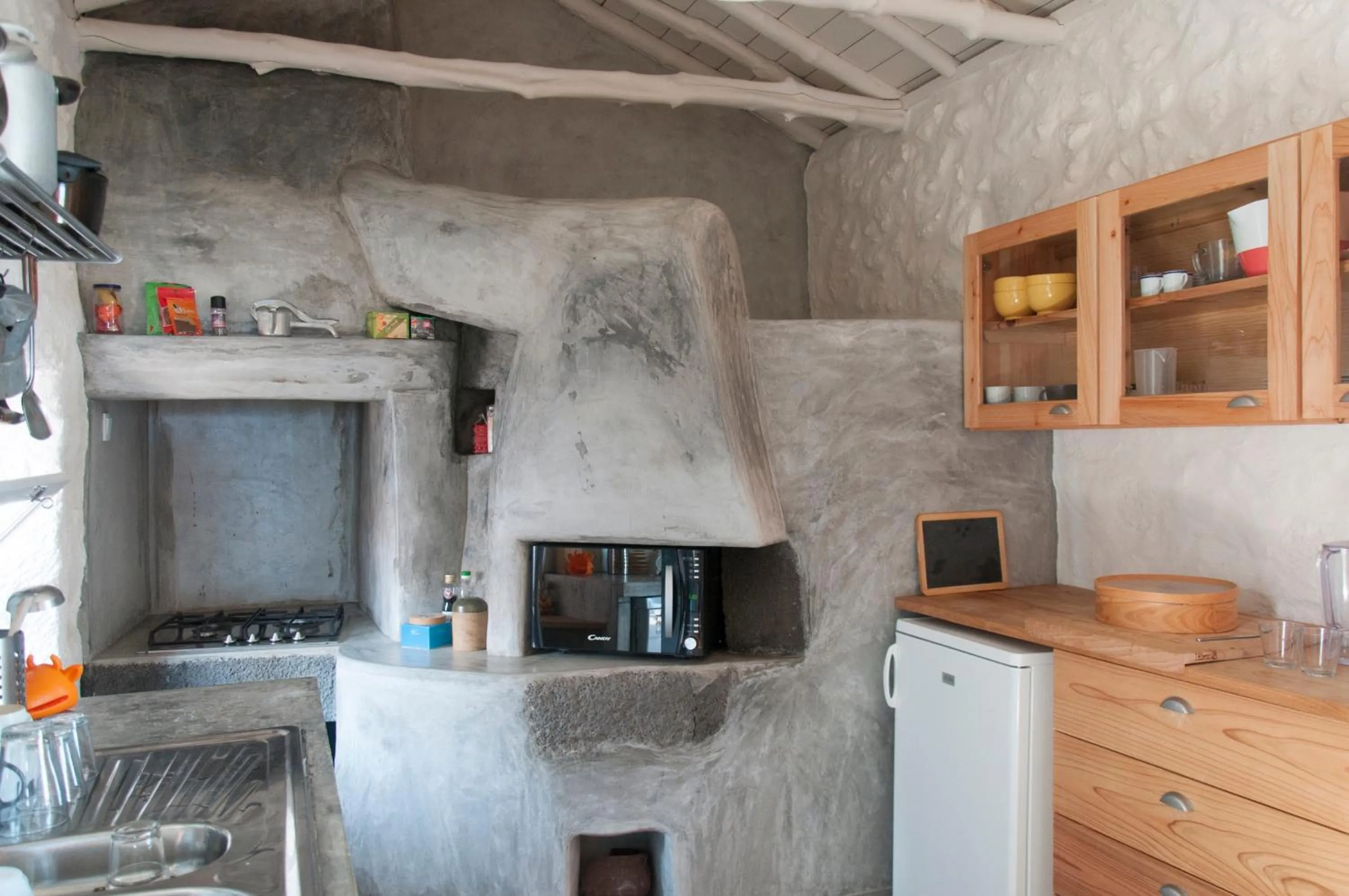 Kitchen or kitchenette in Casas das Portas do Mar e das Portas do Sol
