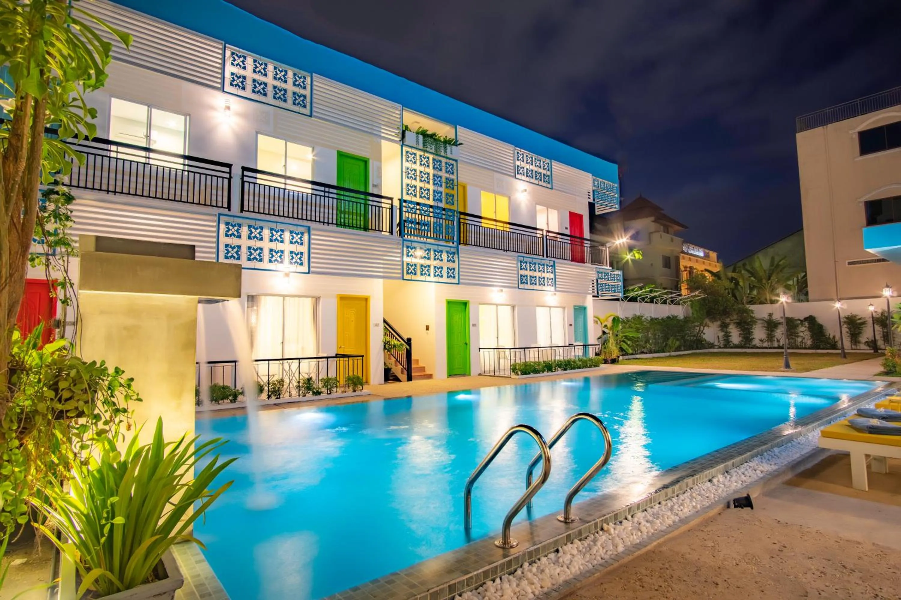 Property building in Glow Inn Siem Reap