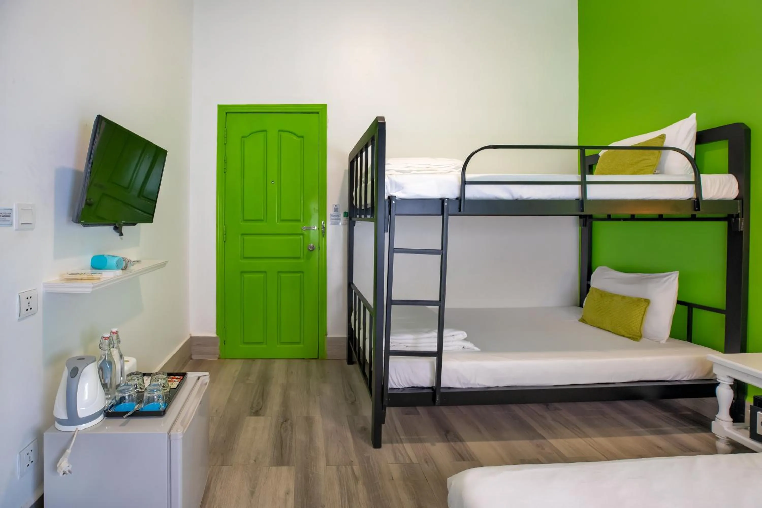 Standard Room with Bunk Beds - Free Pick up  in Glow Inn Siem Reap