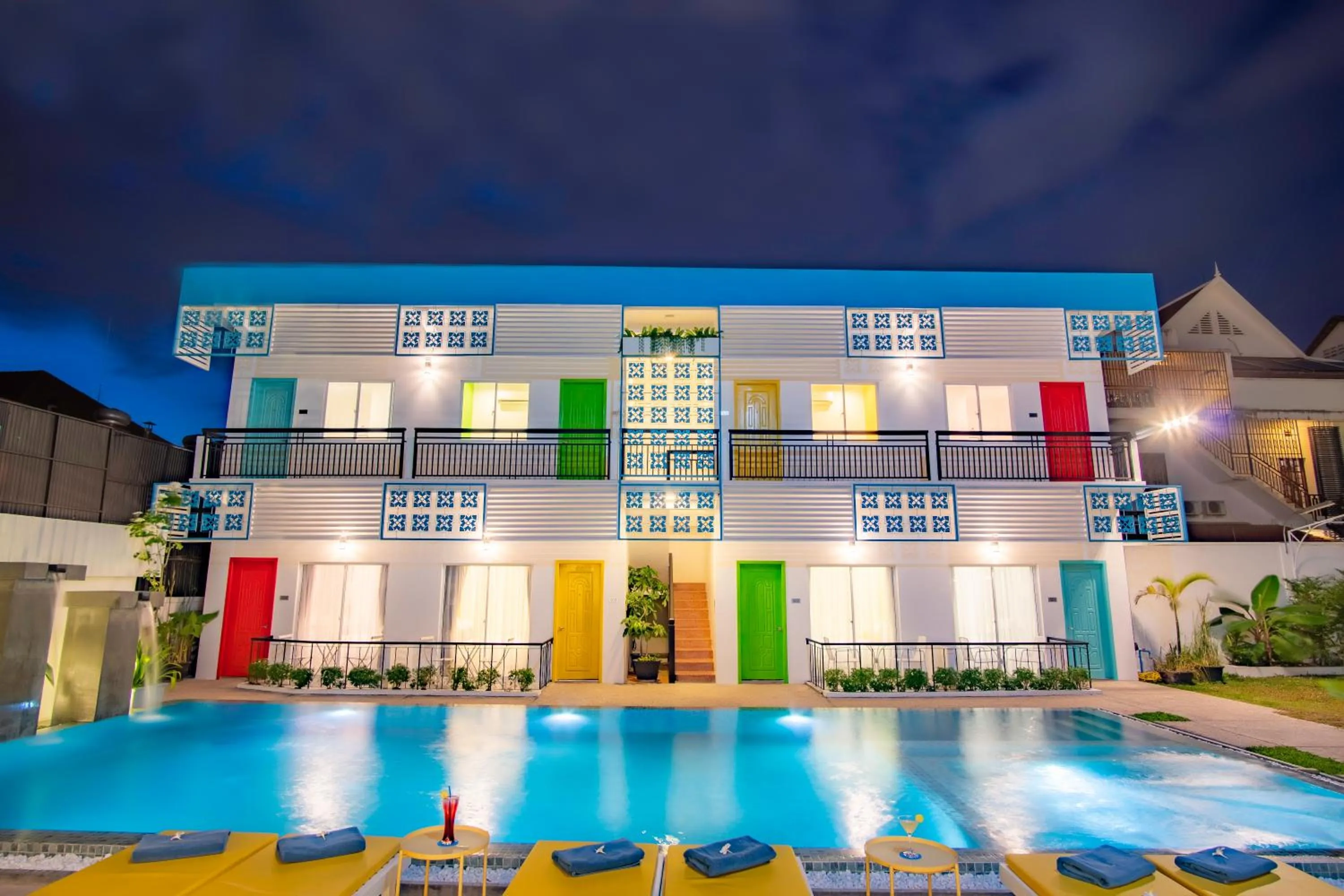 Property building in Glow Inn Siem Reap