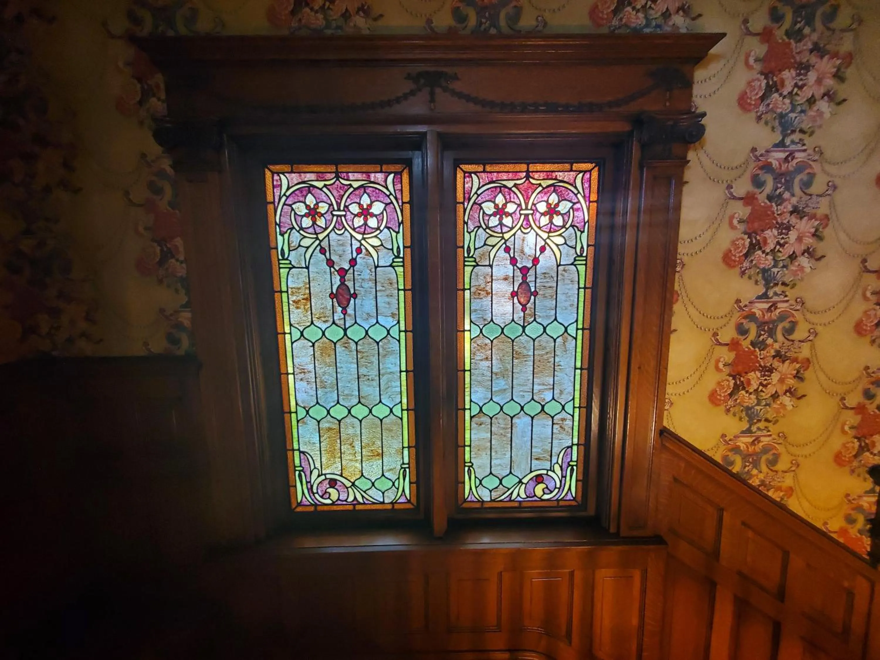 Property building in The Weis Mansion Bed and Breakfast