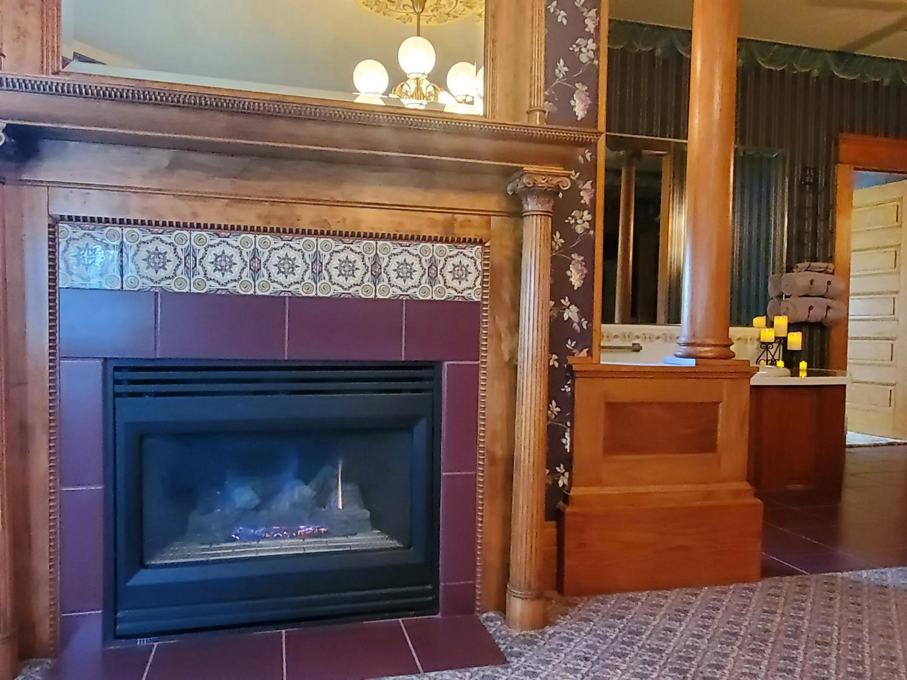 flat iron in The Weis Mansion Bed and Breakfast