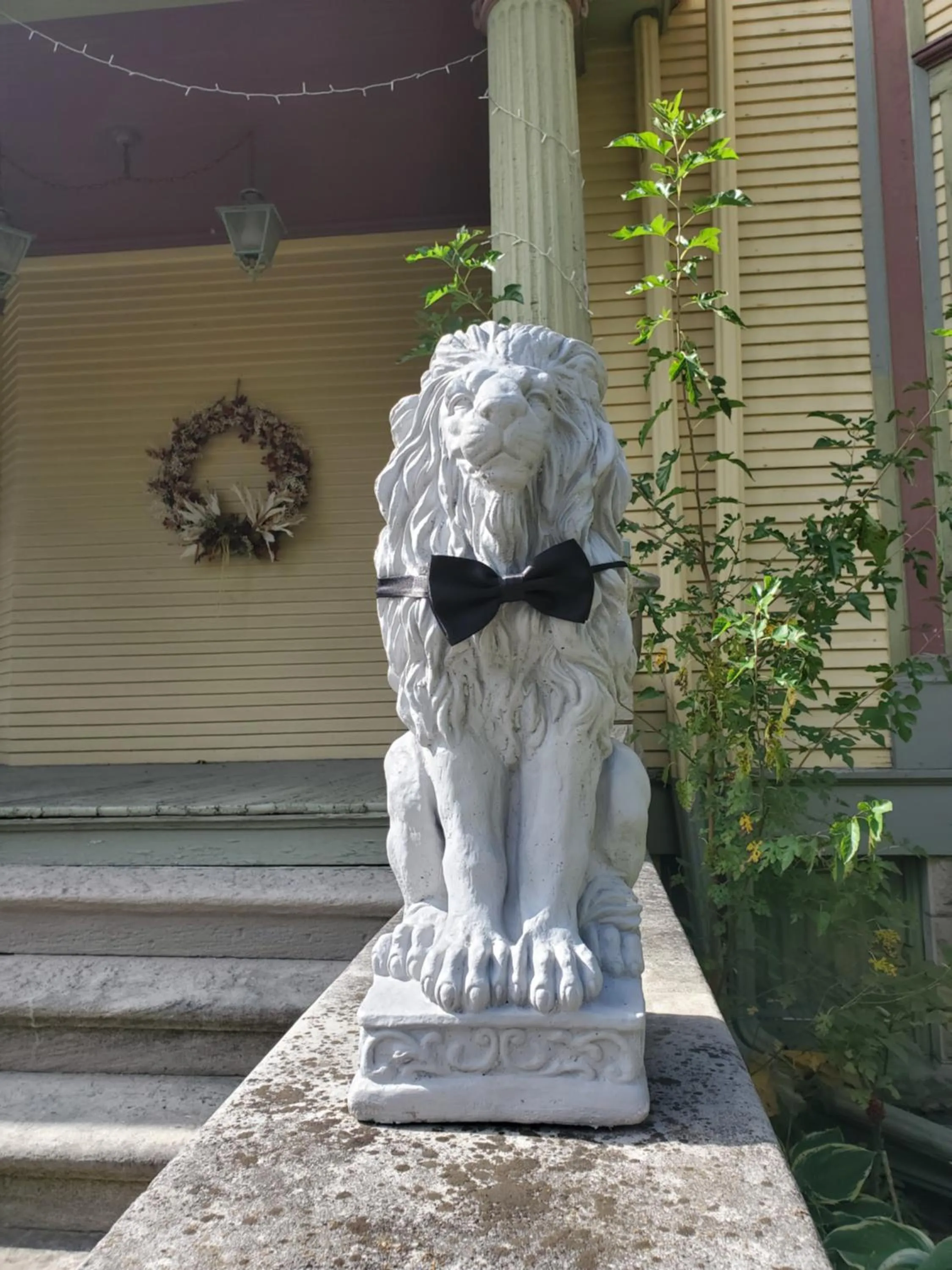 Property building in The Weis Mansion Bed and Breakfast