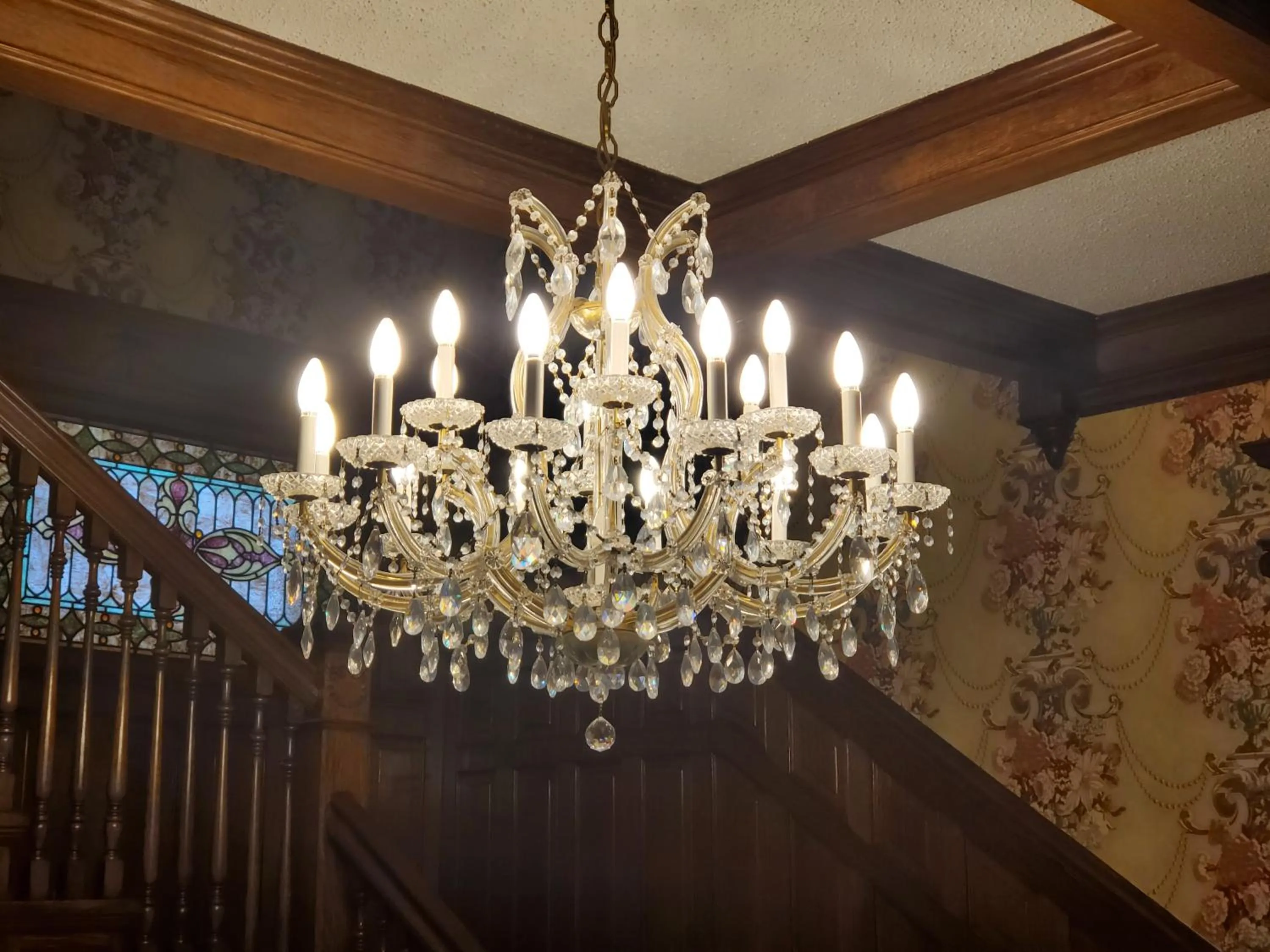 Property building in The Weis Mansion Bed and Breakfast