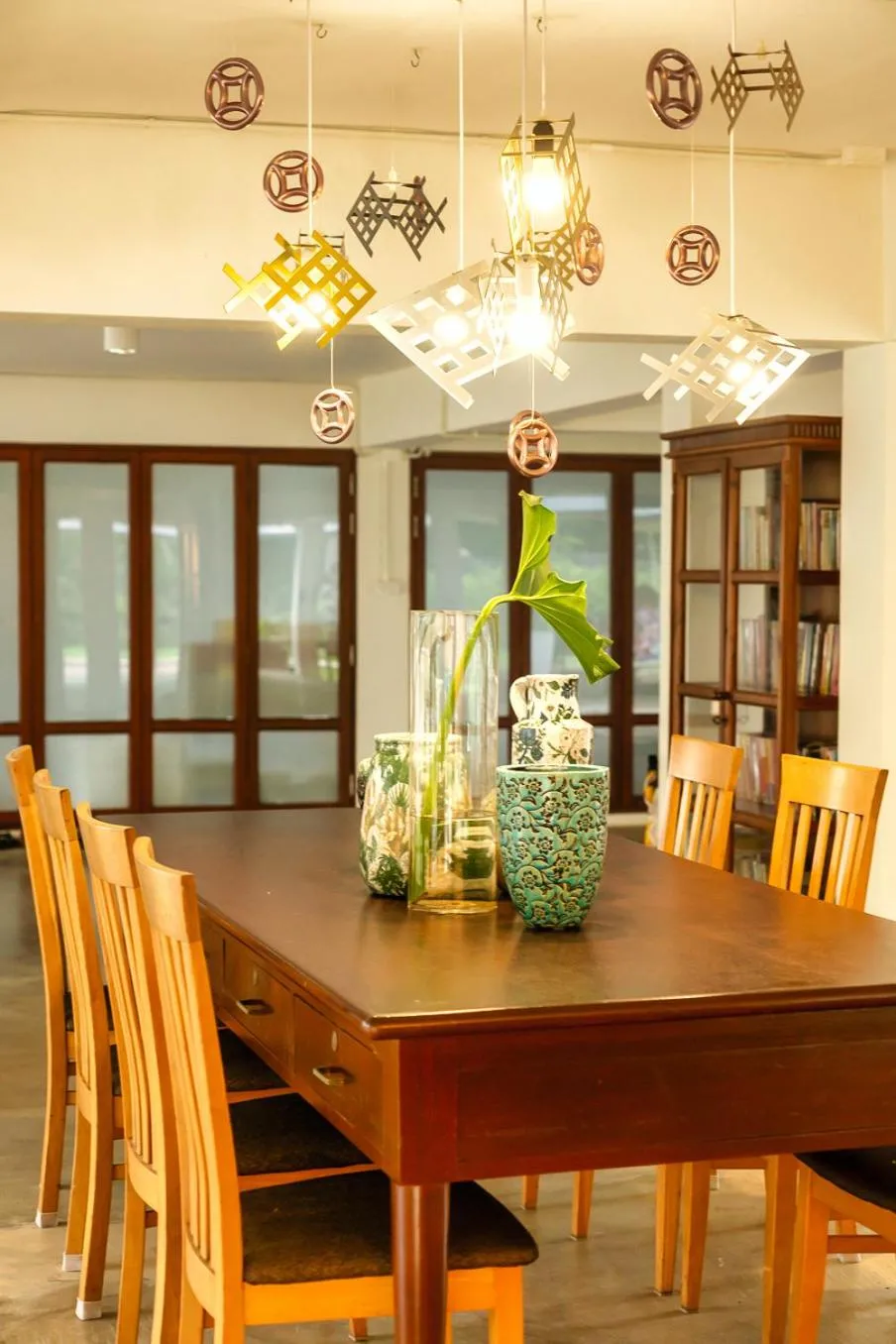 Dining area in Phi Private Villa: Luxury Thai with Riverview