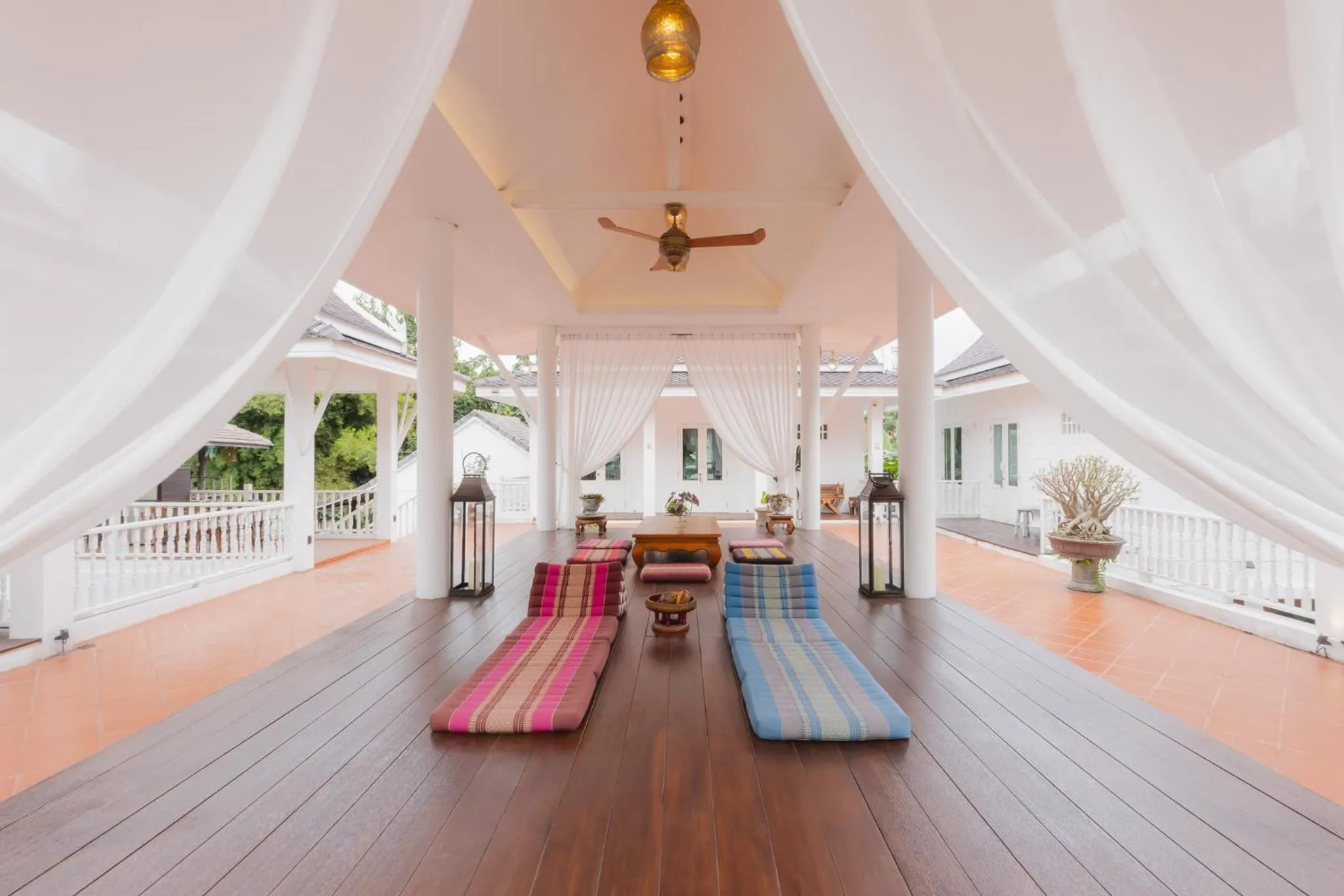 Phi Private Villa: Luxury Thai with Riverview