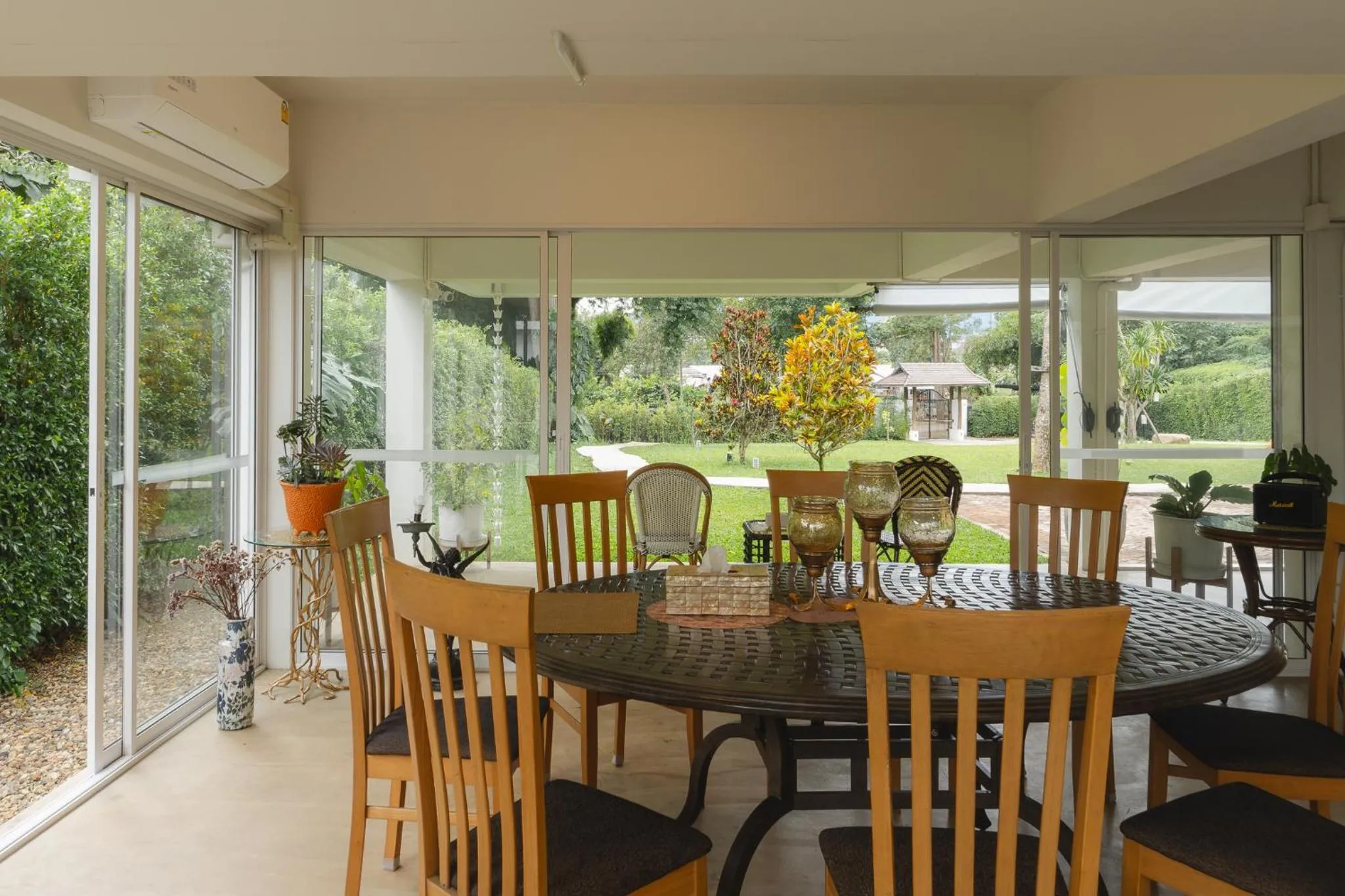 Phi Private Villa: Luxury Thai with Riverview