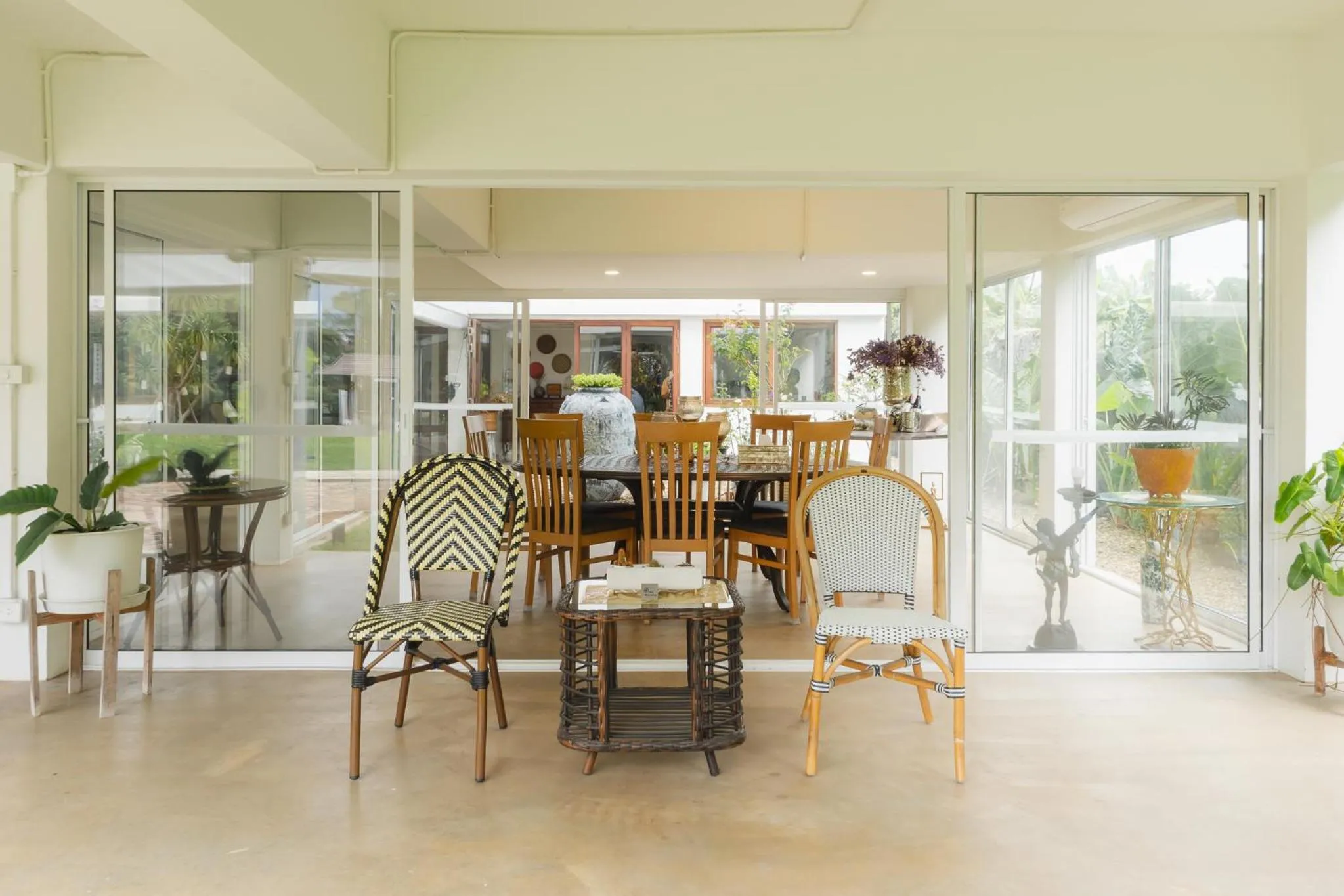 Phi Private Villa: Luxury Thai with Riverview