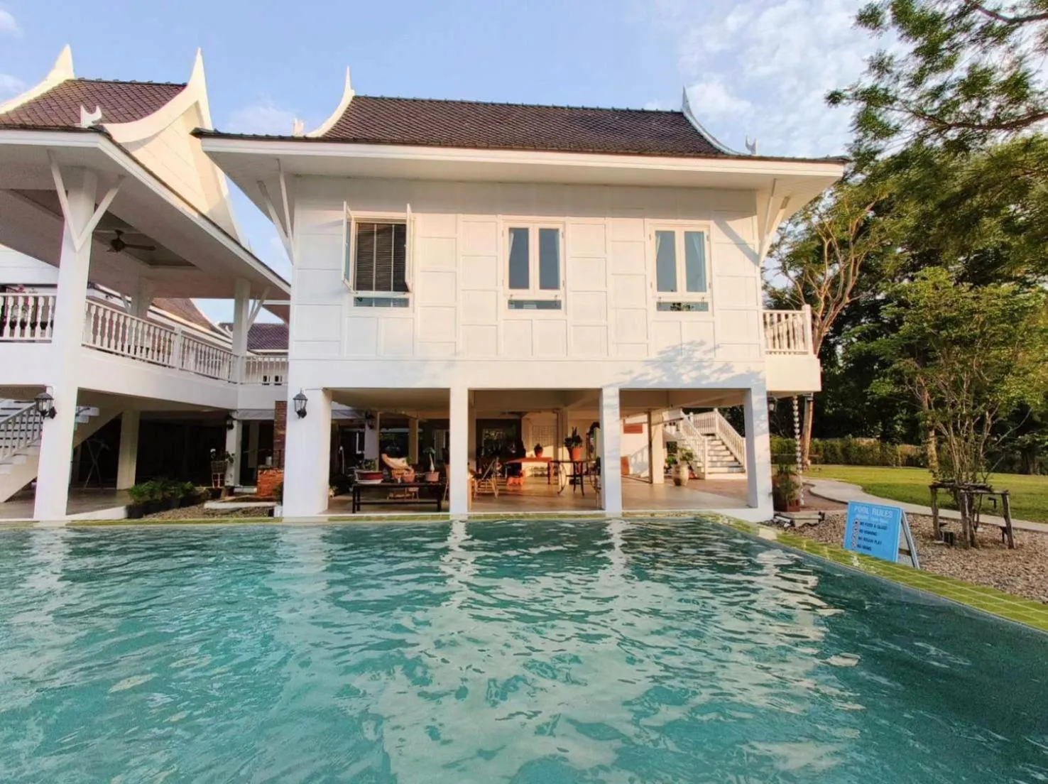 Phi Private Villa: Luxury Thai with Riverview