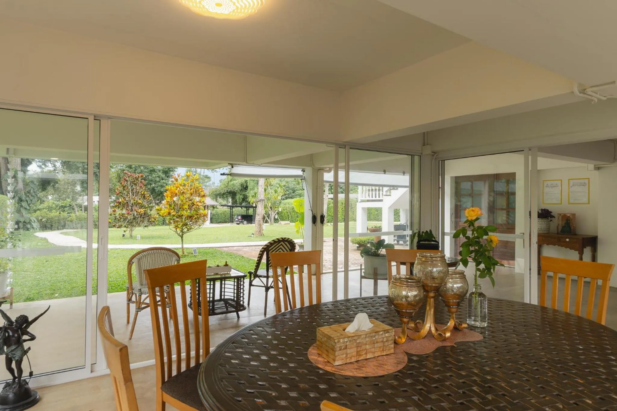 Phi Private Villa: Luxury Thai with Riverview