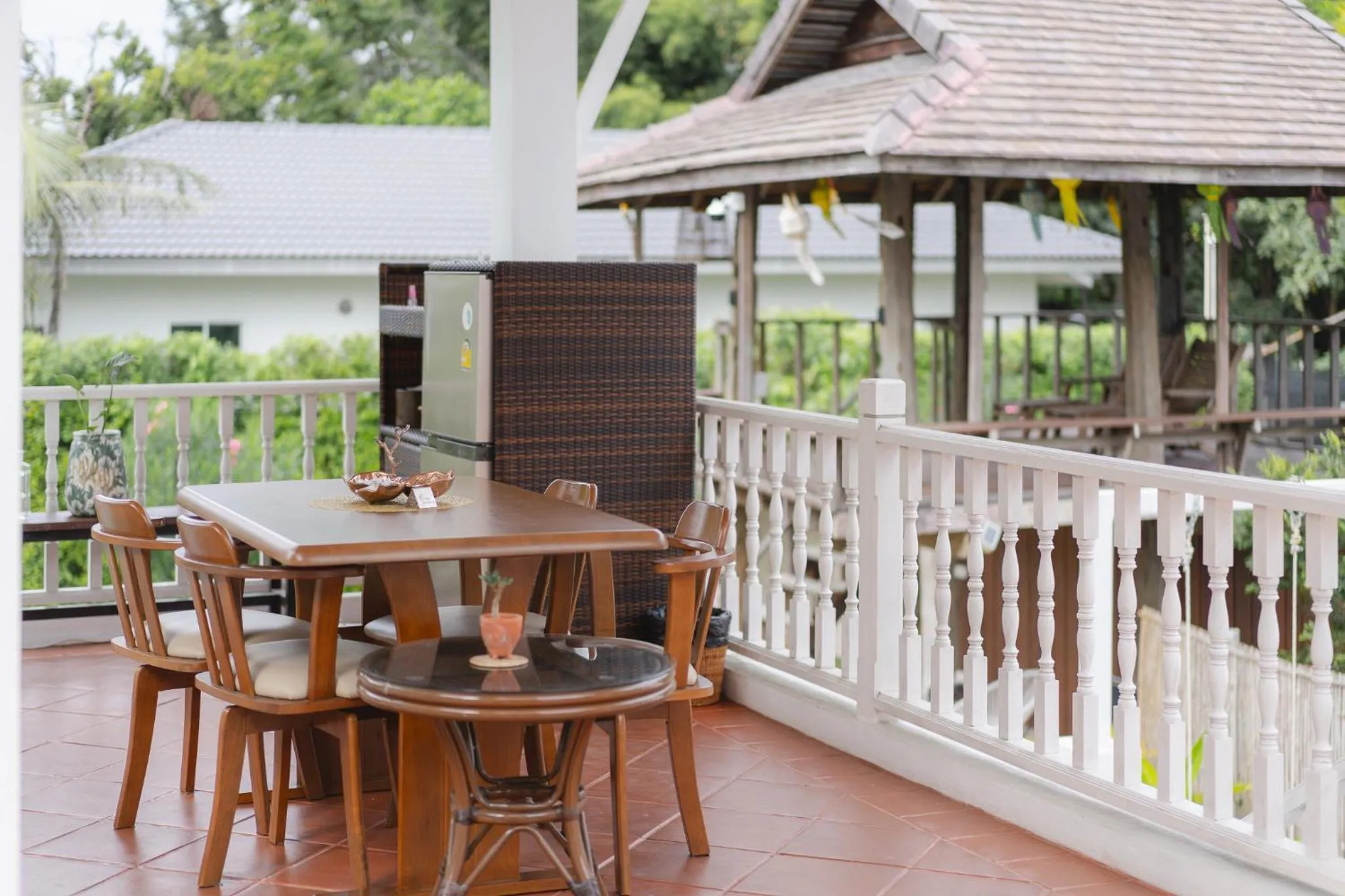 Phi Private Villa: Luxury Thai with Riverview