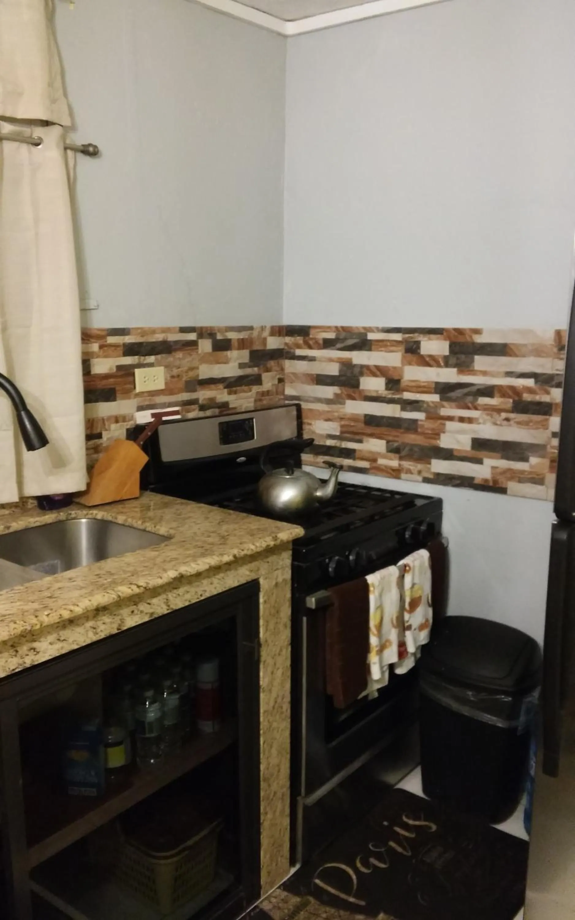 Zipcode Hideaway Guesthouse