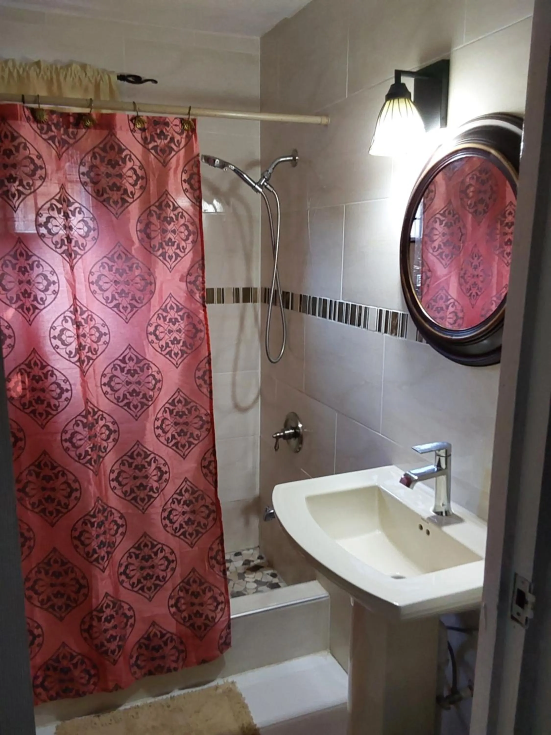 Zipcode Hideaway Guesthouse