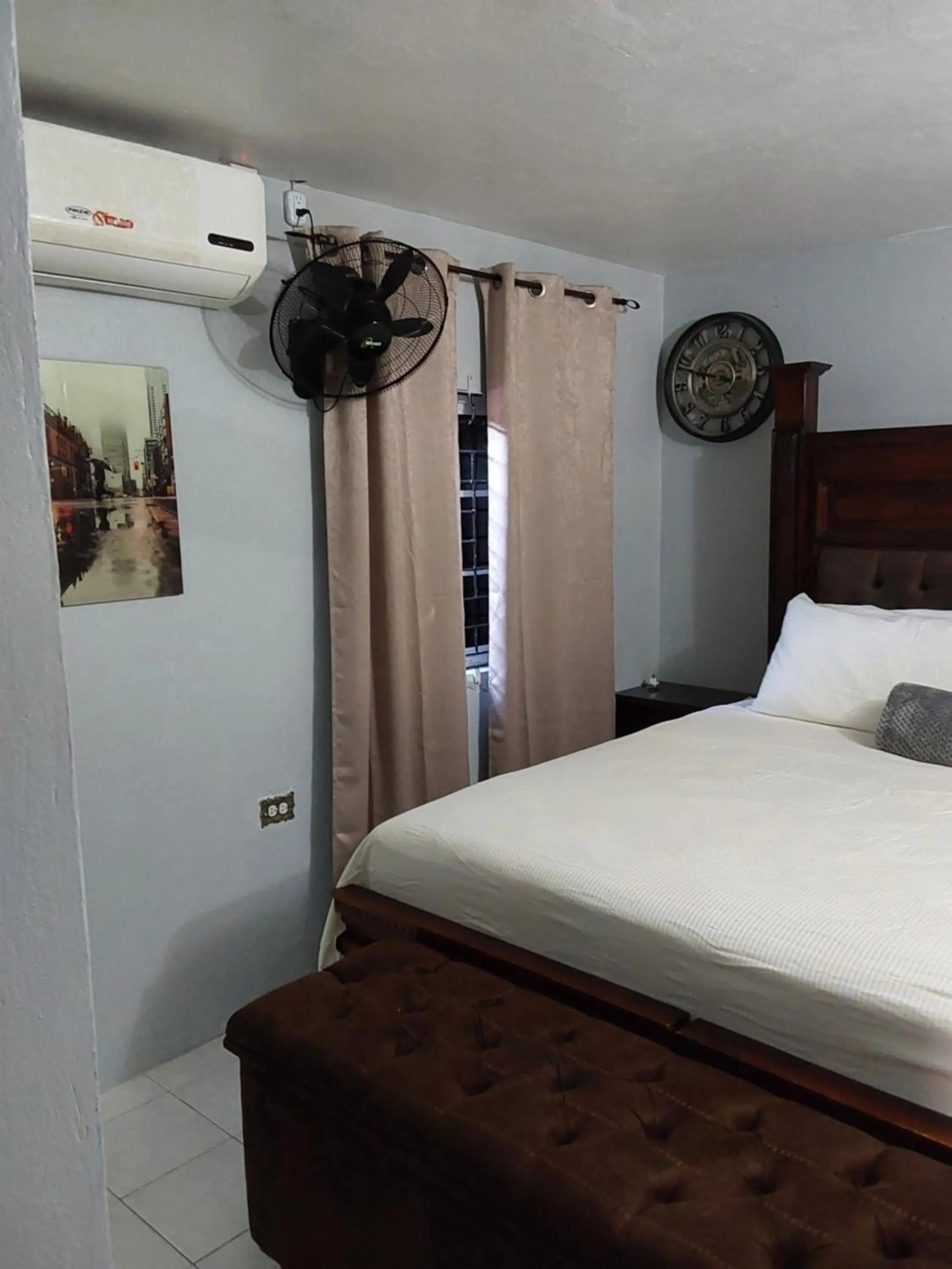 Bed in Zipcode Hideaway Guesthouse