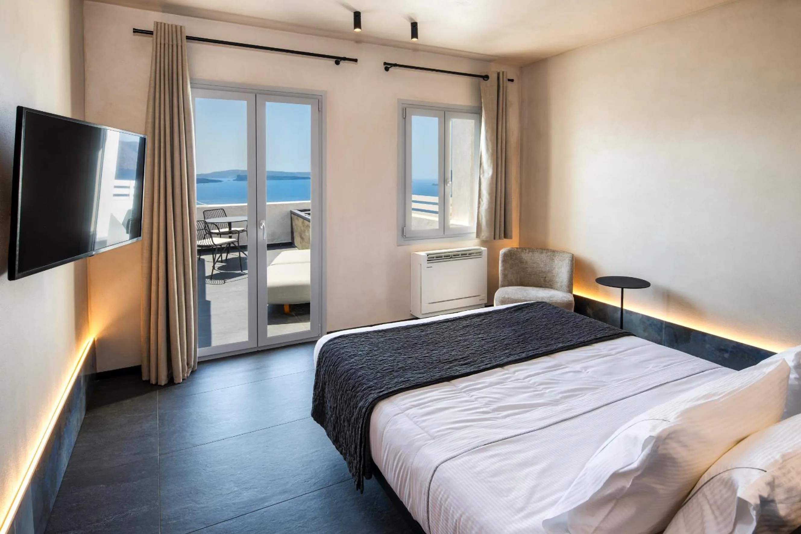 Bedroom, Bed in Imerti Suites