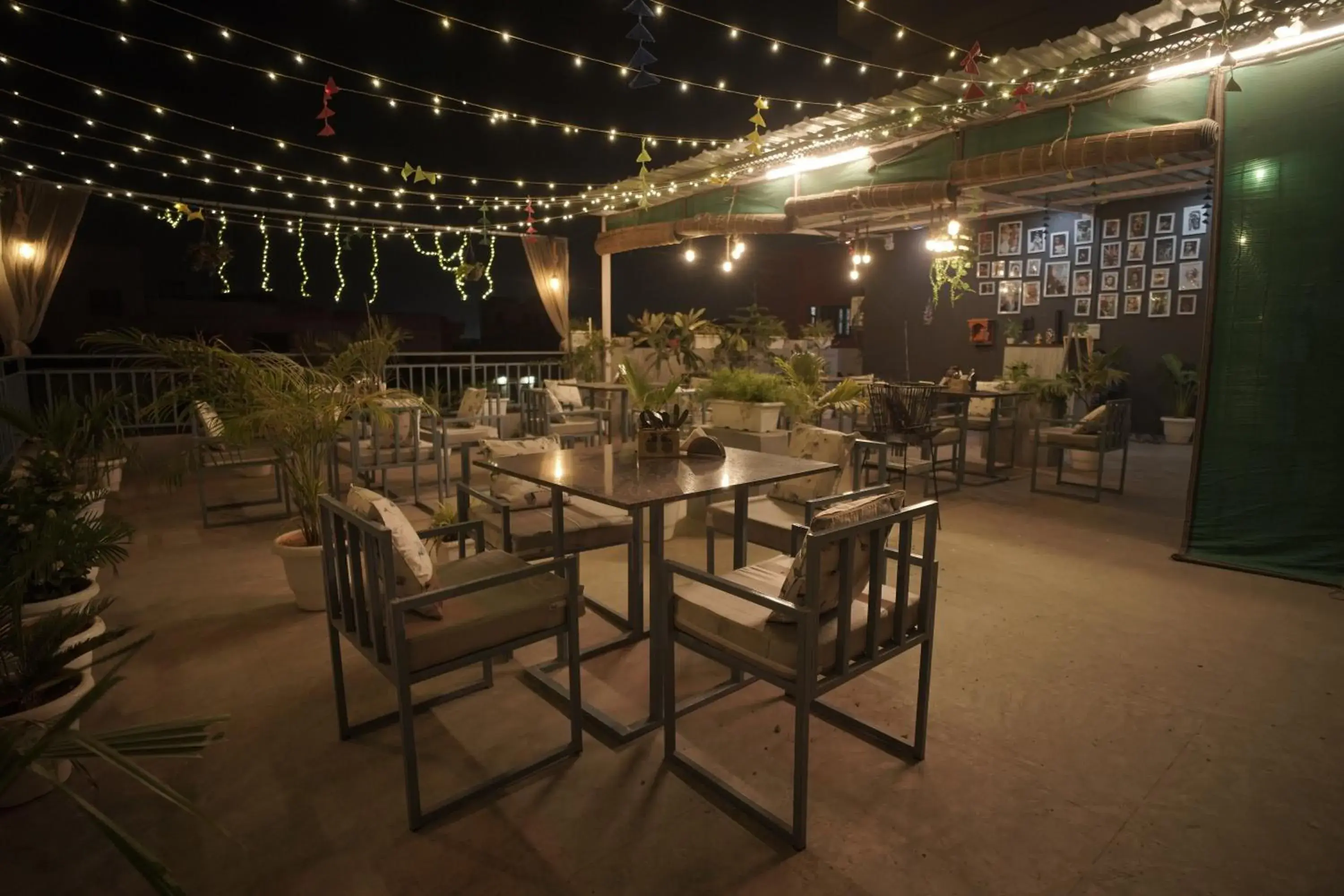 Restaurant/places to eat in Hotel Haridas Haveli Udaipur Restaurant/places to eat in Hotel Haridas Haveli Udaipur