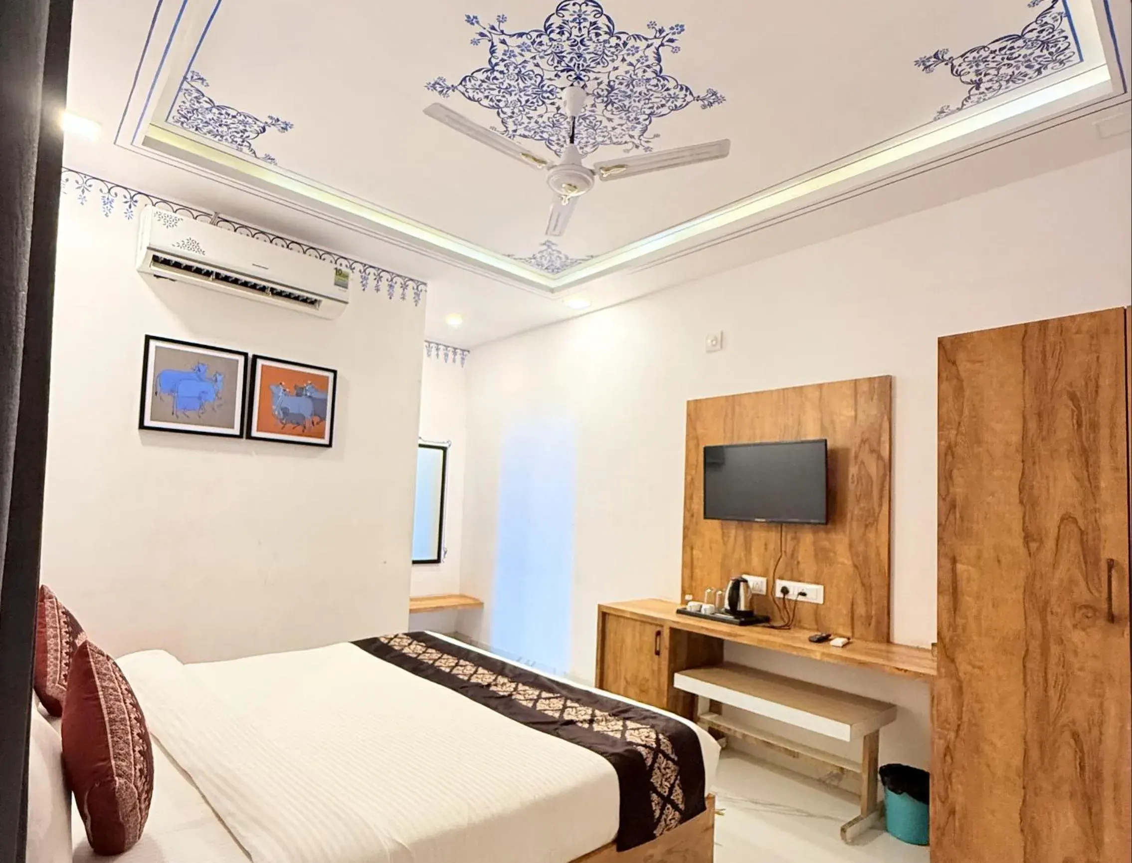 Bed in Hotel Haridas Haveli Udaipur Bed in Hotel Haridas Haveli Udaipur