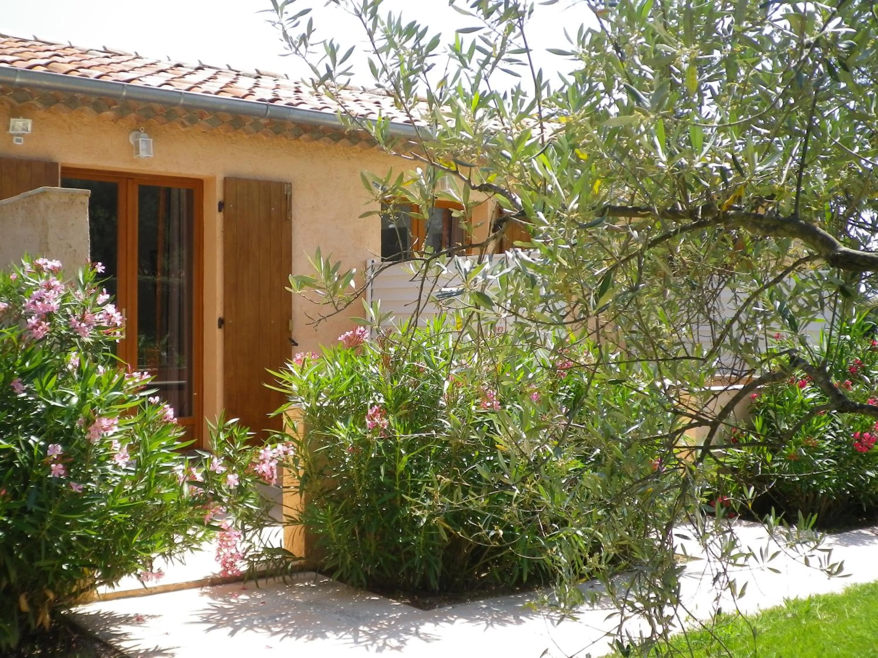 Facade/entrance in Chambres d'hôtes Villa Alizé