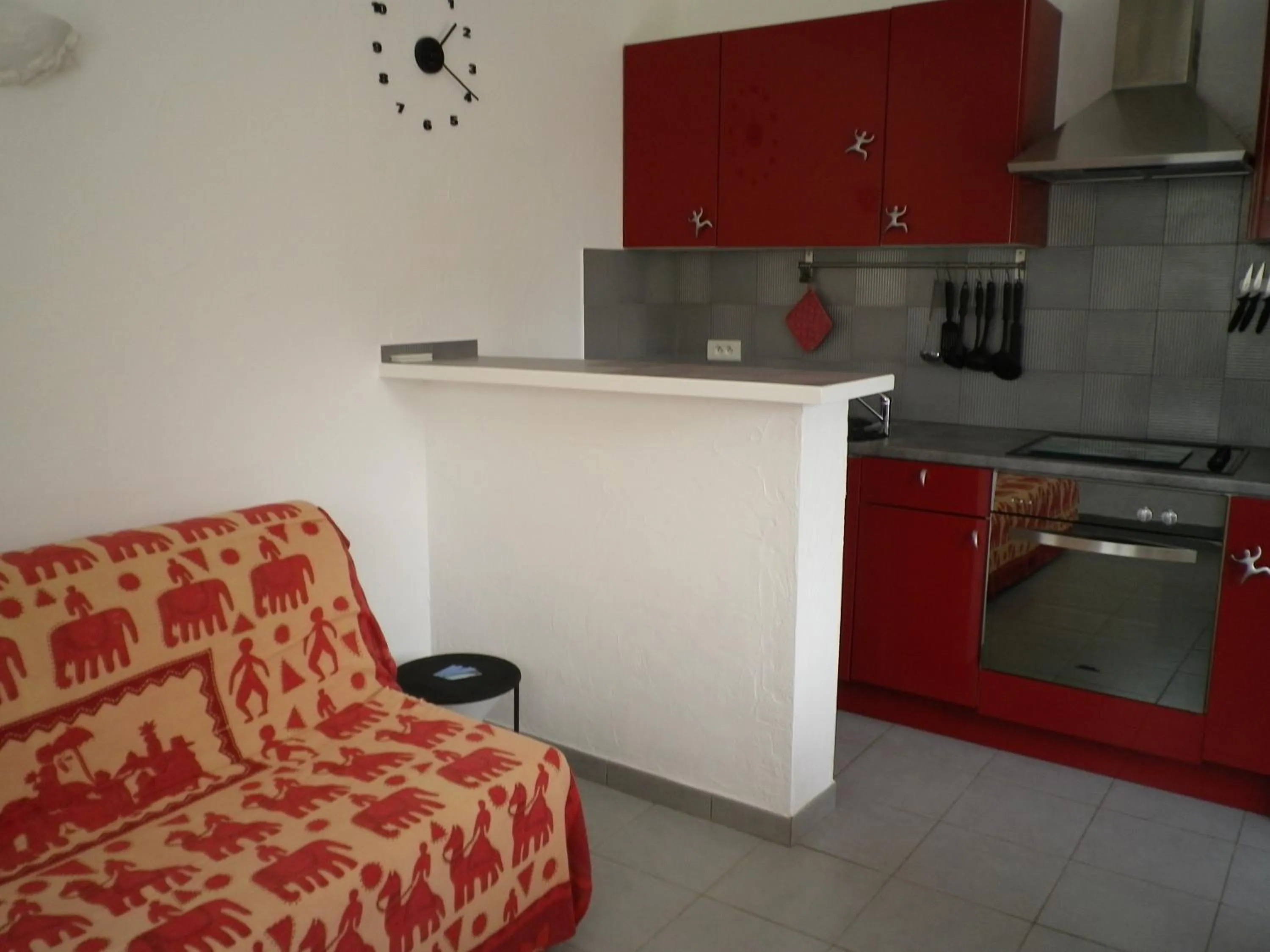 Kitchen or kitchenette in Chambres d'hôtes Villa Alizé